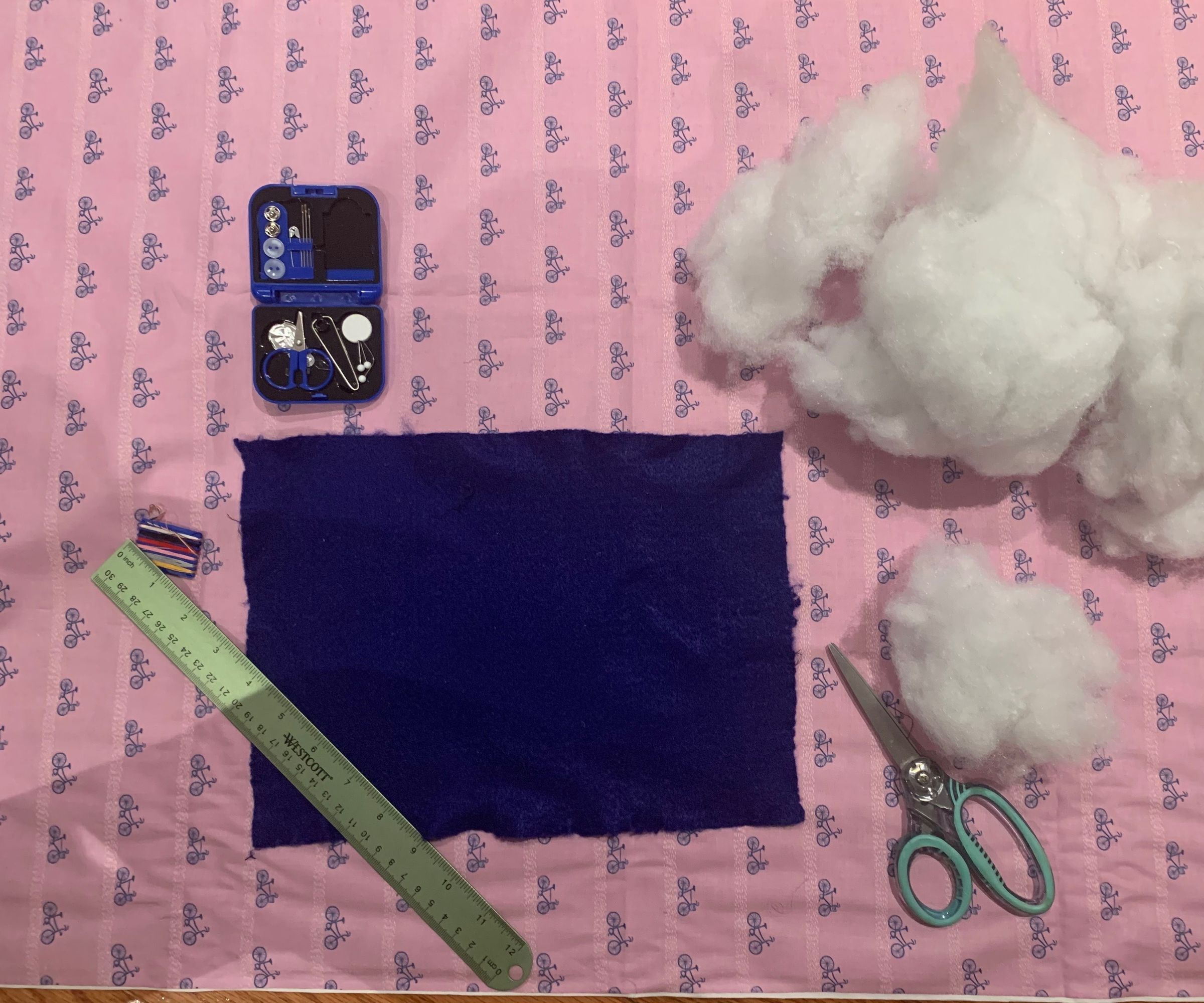 How to Make a Pillow( Sewing Skills Required)