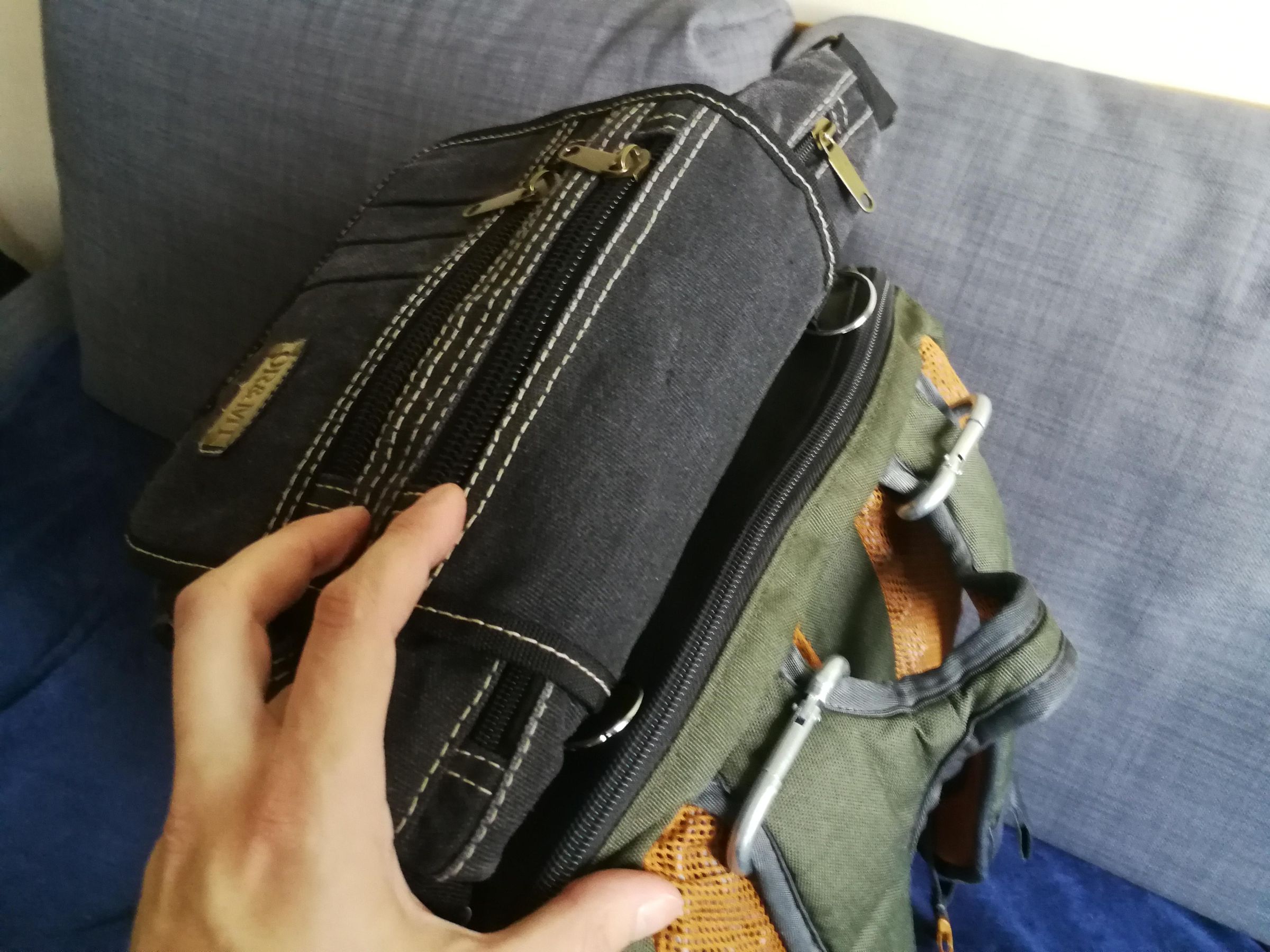 Backpack Attachable Shoulder Bag : 6 Steps - Instructables