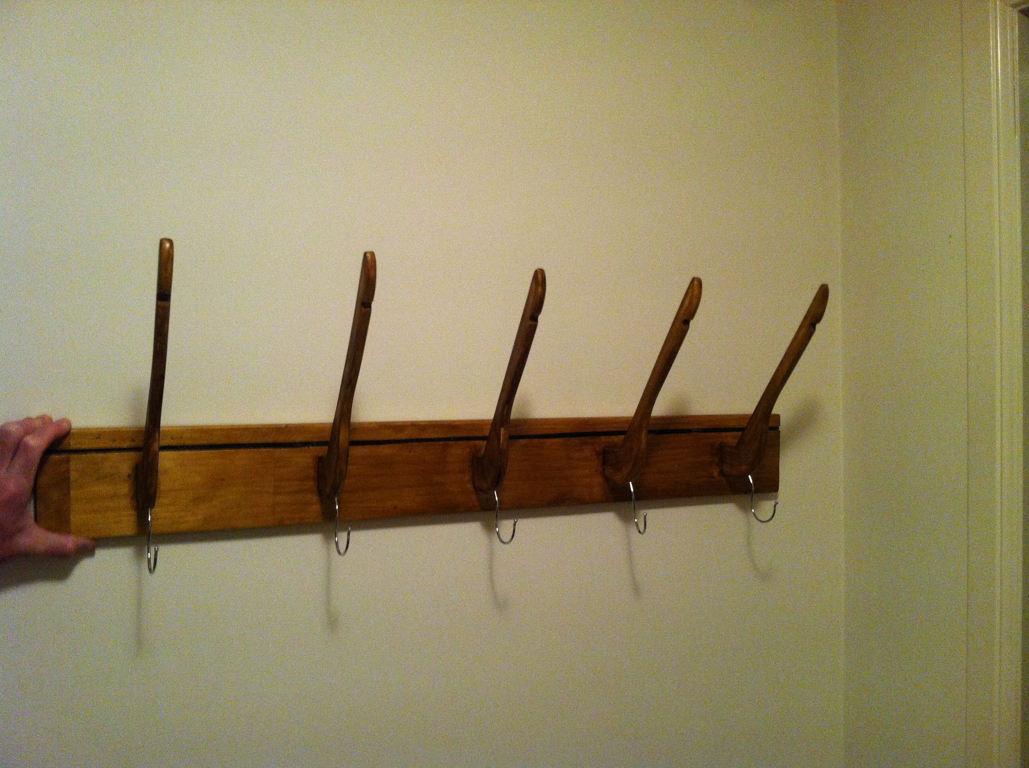 Repurposed Coat Hanger Rack : 11 Steps (with Pictures) - Instructables