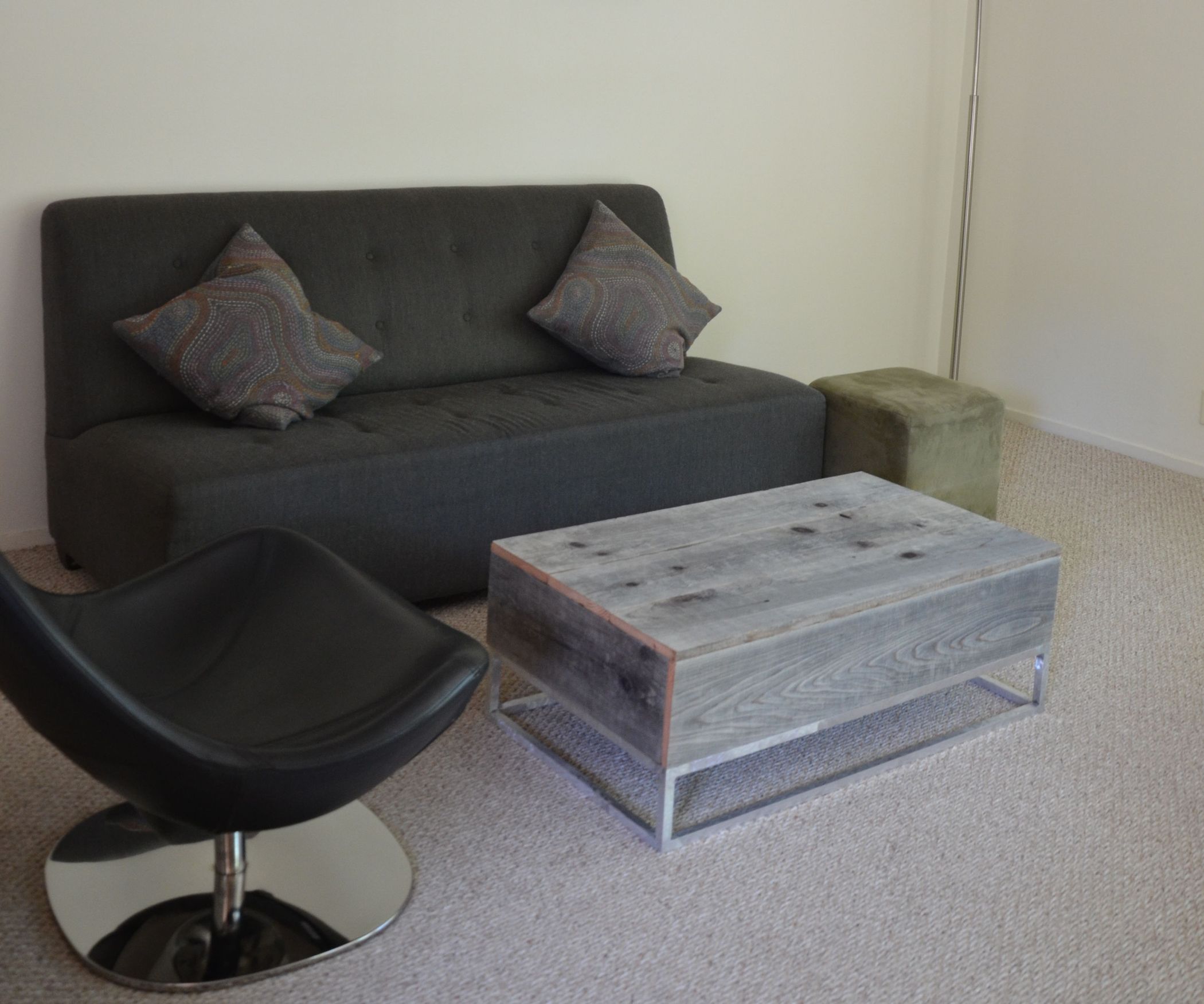 View of Coffee Table With Reclaimed Wood : 3 Steps (with Pictures) - Instructables