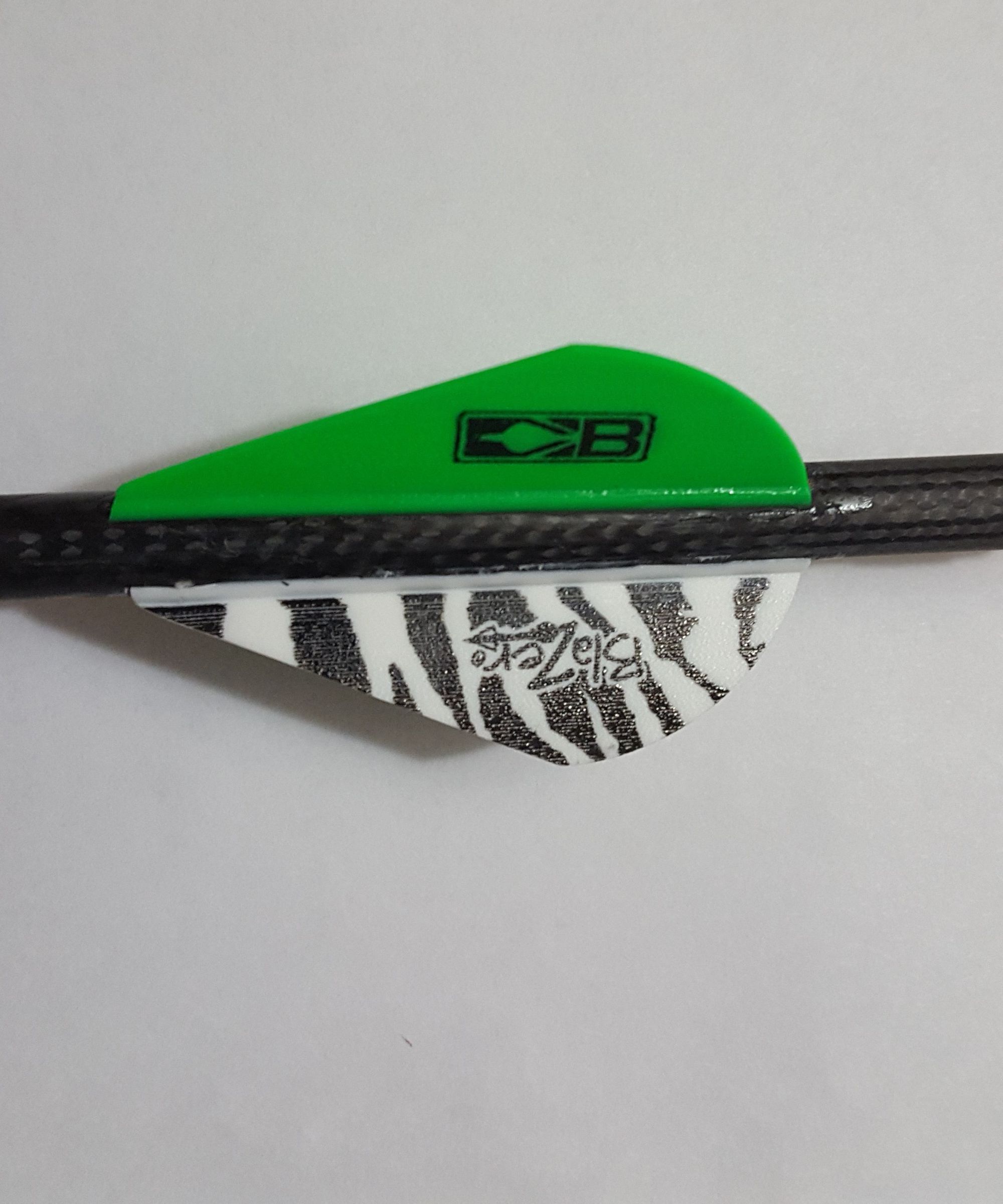 How to Re-Fletch a Three-Vane Carbon Arrow