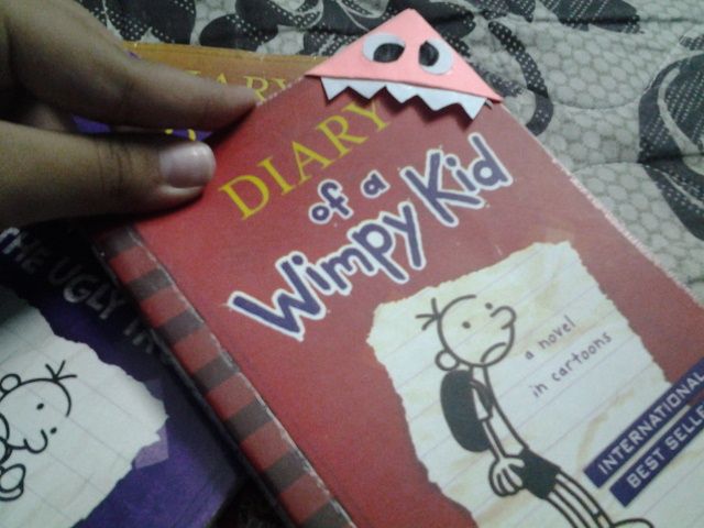 DIY monster bookmark