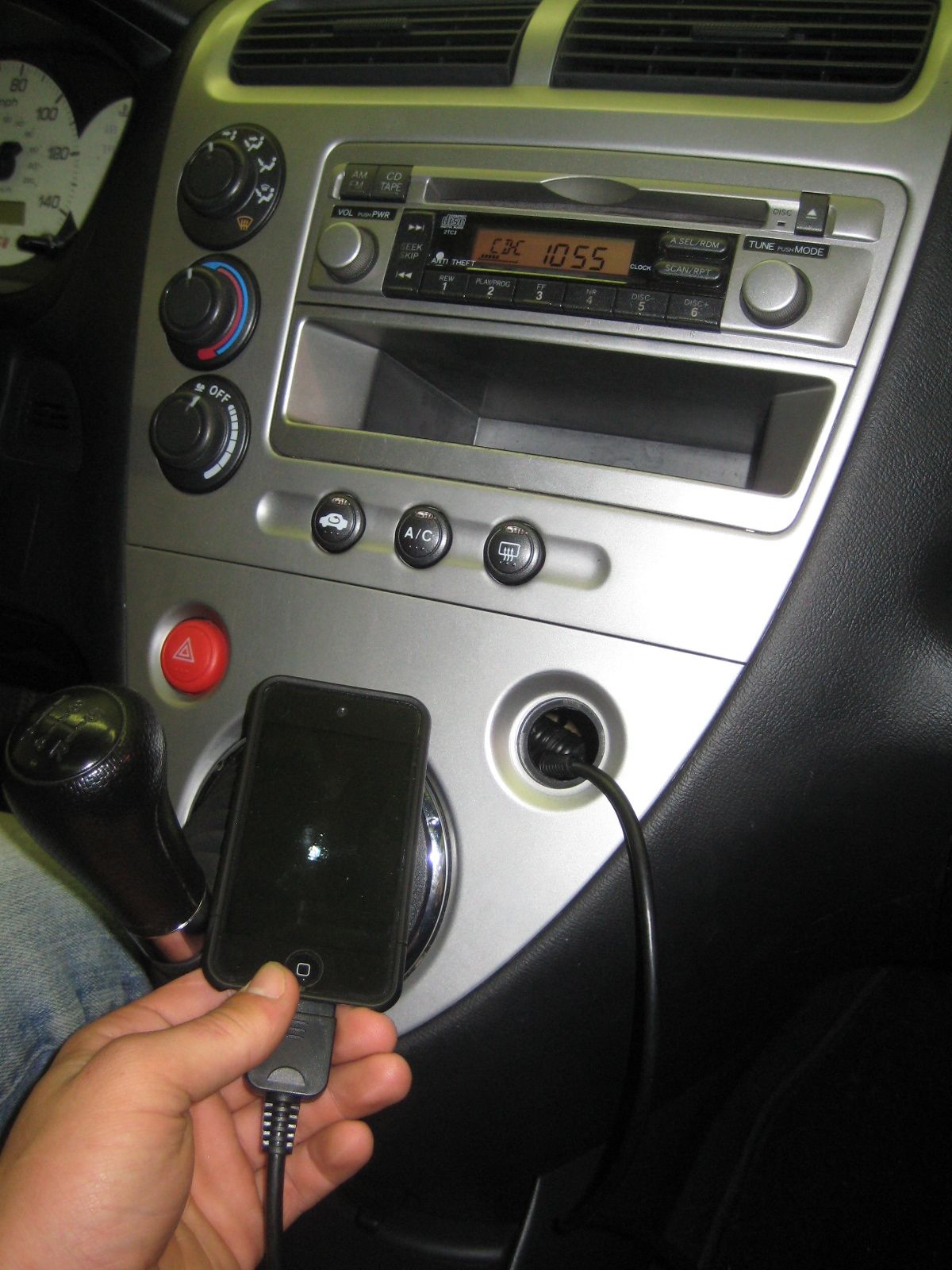How to Install Sound System in Car IPhone or IPod 6 Steps