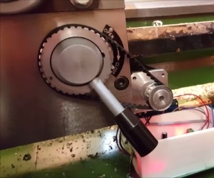 Sblocco Avanzamento Automatico Sul Tornio, Con Arduino