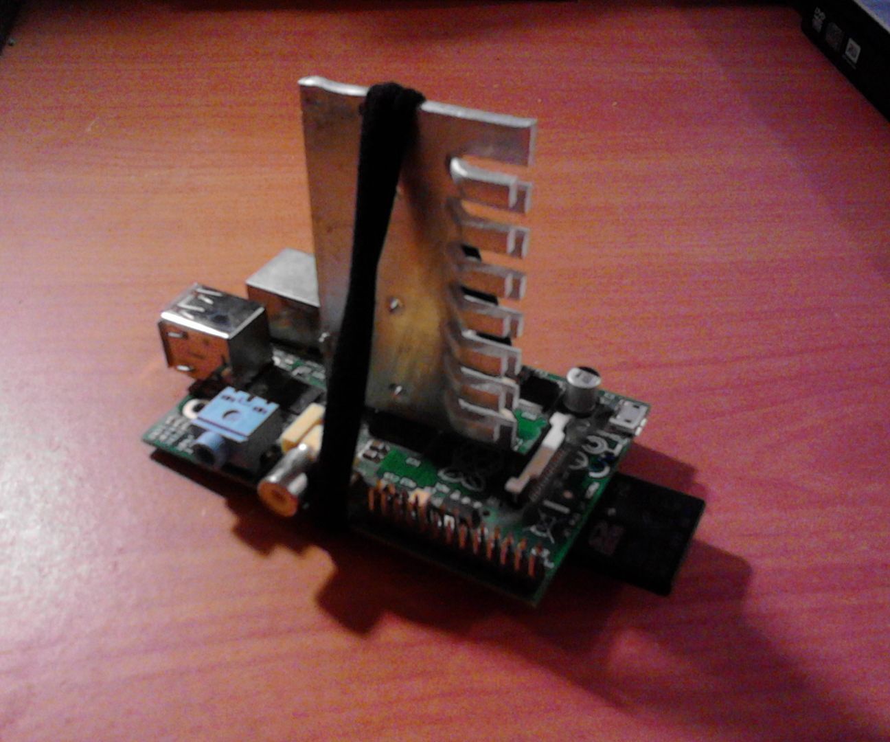 Raspberry PI Model B Simple Zero Cost Heat Sink