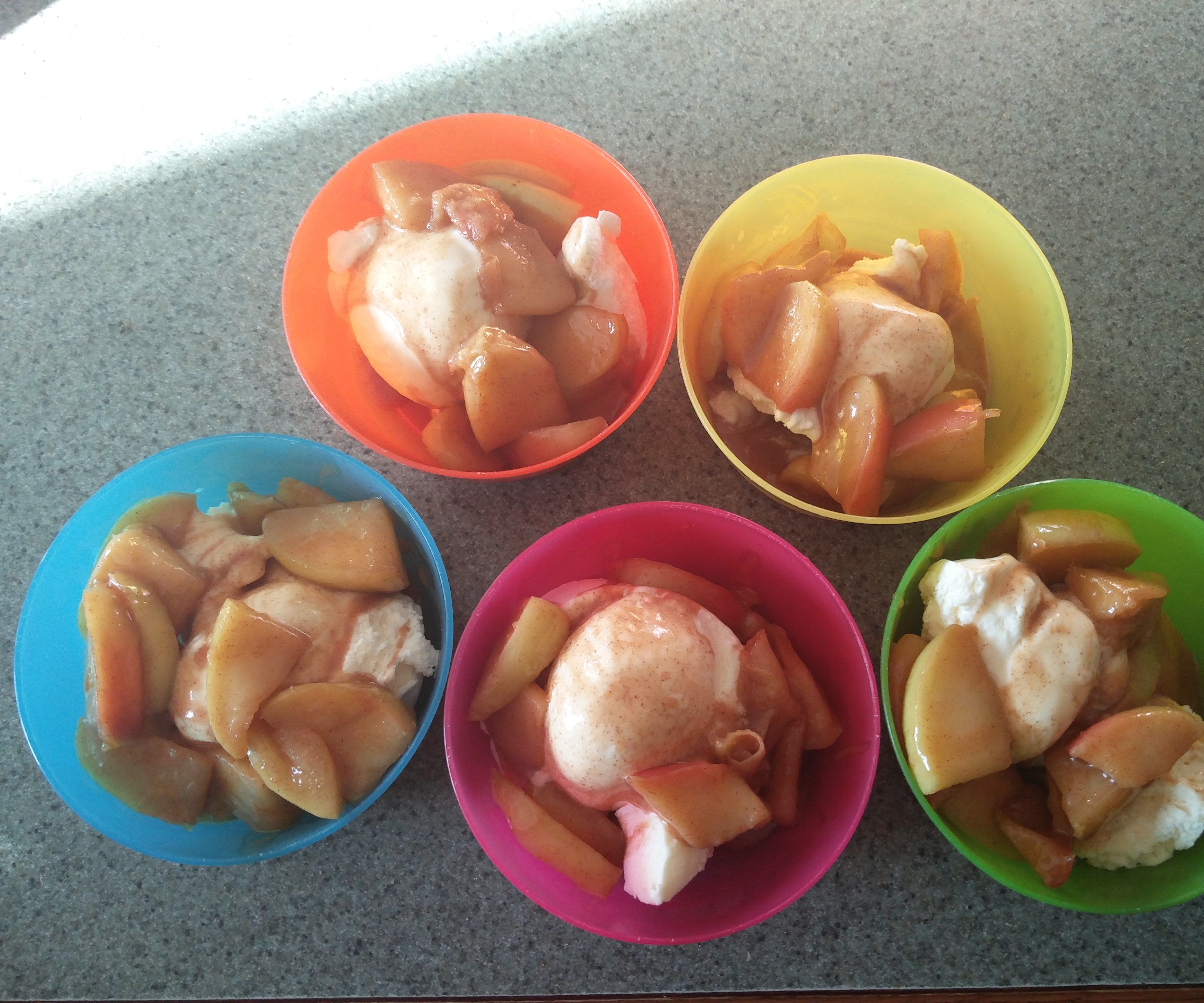 15 Minute Caramel Apple Dessert 