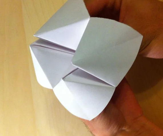How to Make a Paper Fourchon Teller 