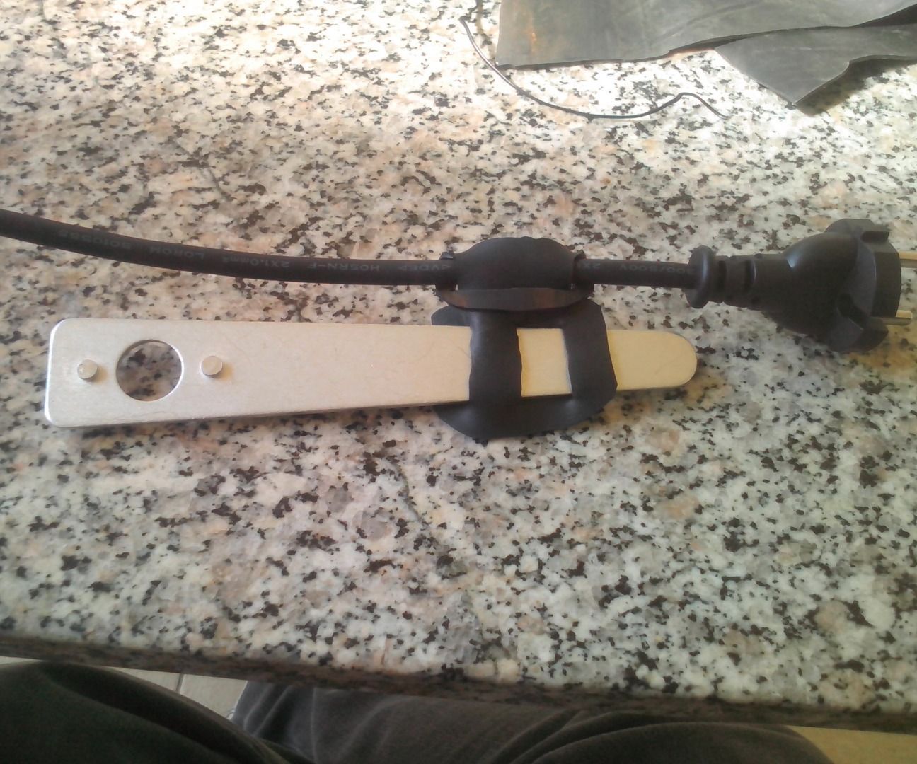  Diy bracket angle grinder wrench