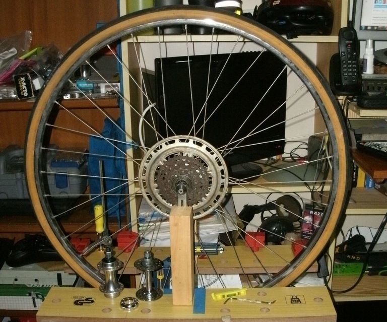 Banco Barato Para Nivelar Ruedas De Bicicleta. 