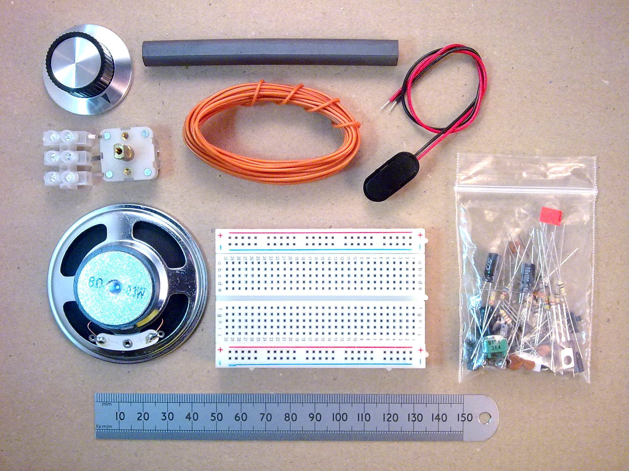 MAKE a 1.5V AM RADIO! : 5 Steps (with Pictures) - Instructables
