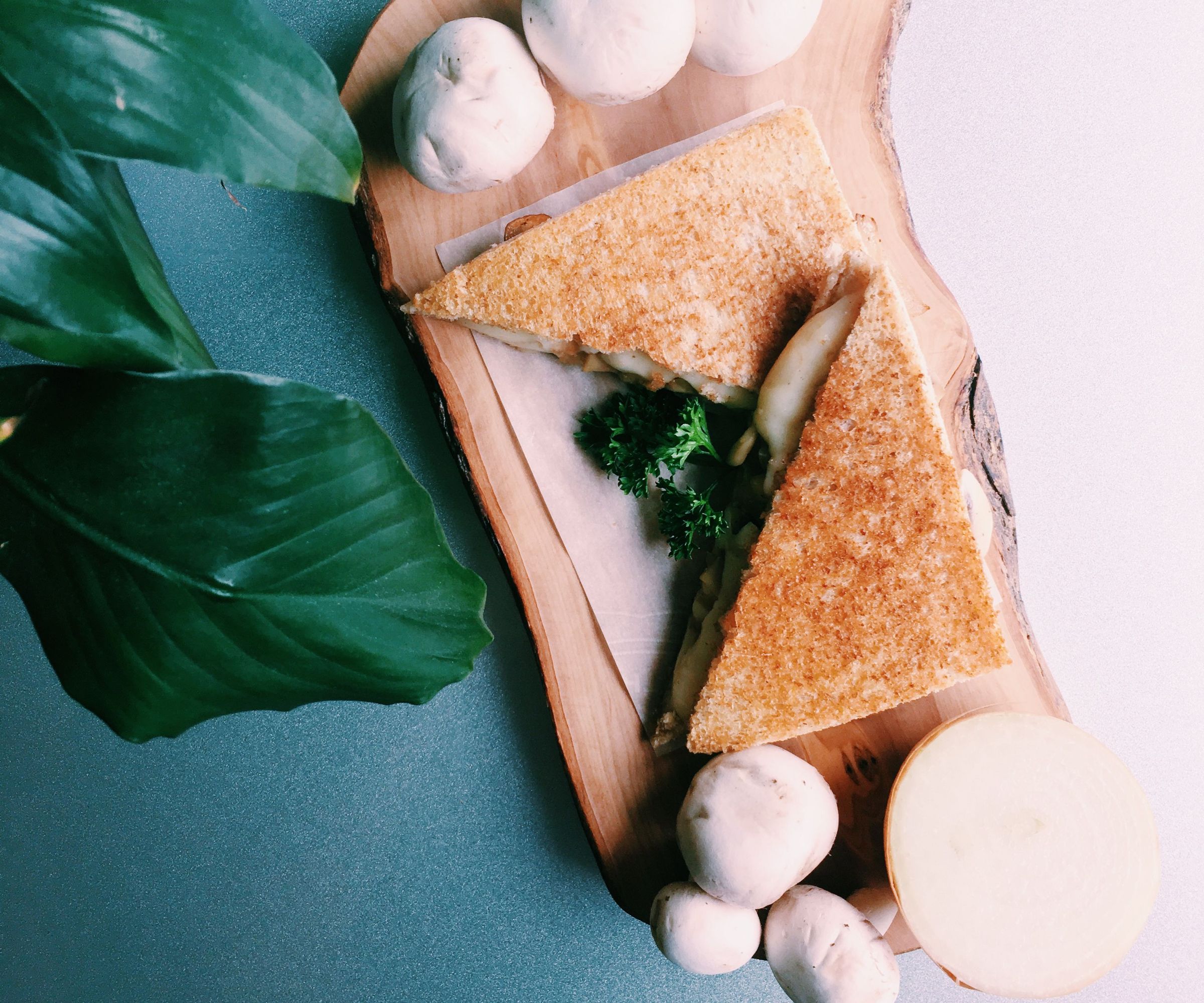 RECIPE | GRILLED MUSHROOM CHEESE SANDWICH