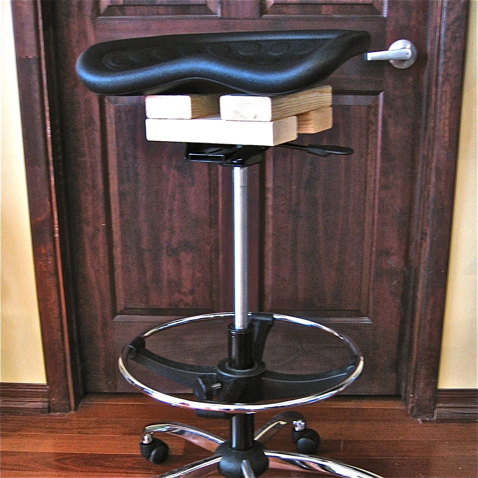 Hack a Tractor Seat Stool