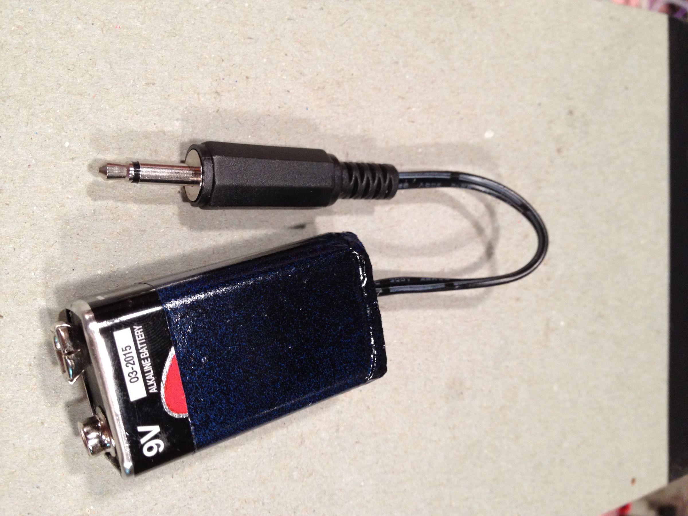 Active Pickup 9 Volt Adapter