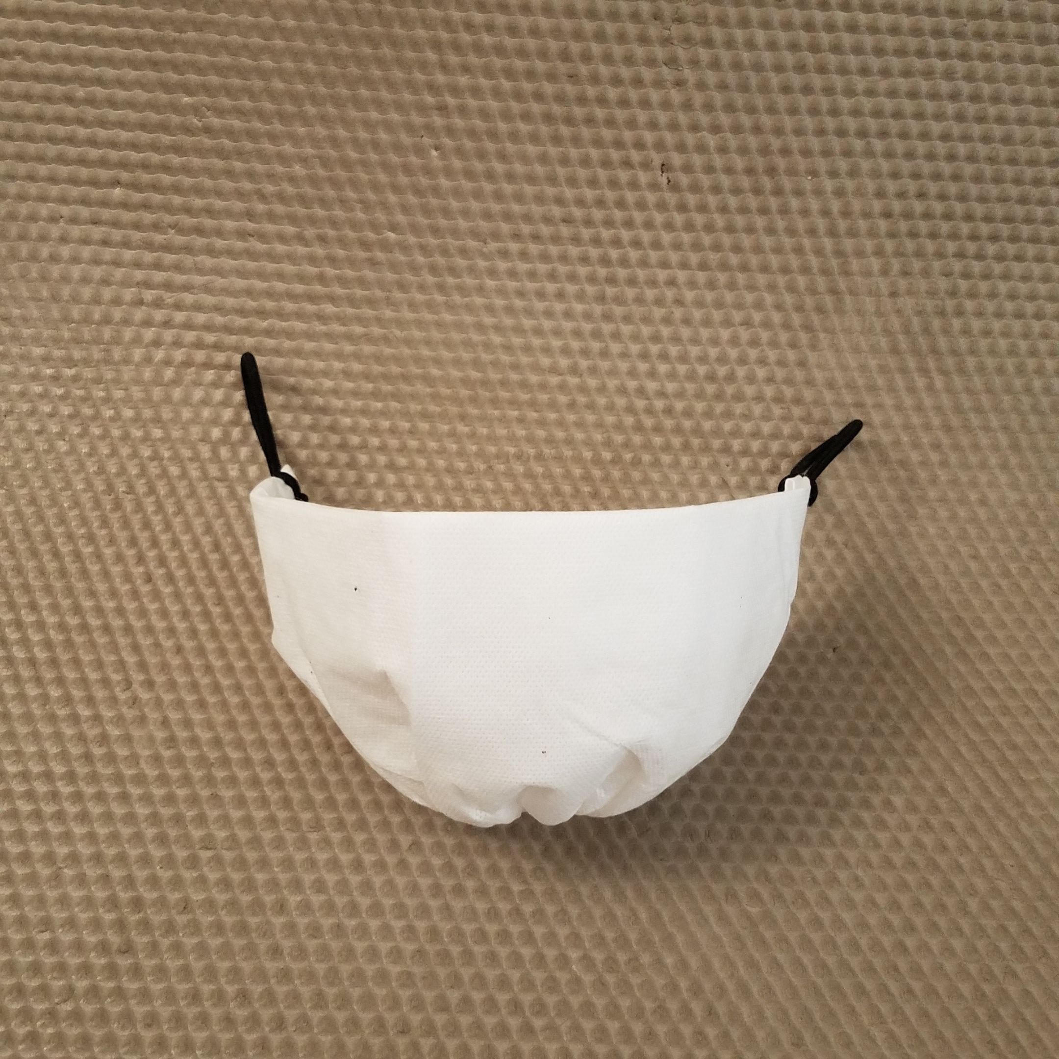 Shoemaker Mask Face Mask...from a Shoe Cover? : 6 Steps - Instructables
