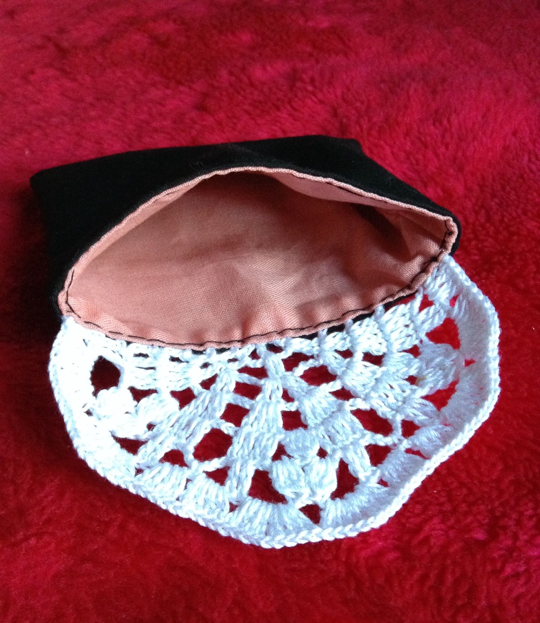 Doily Flap Pouch