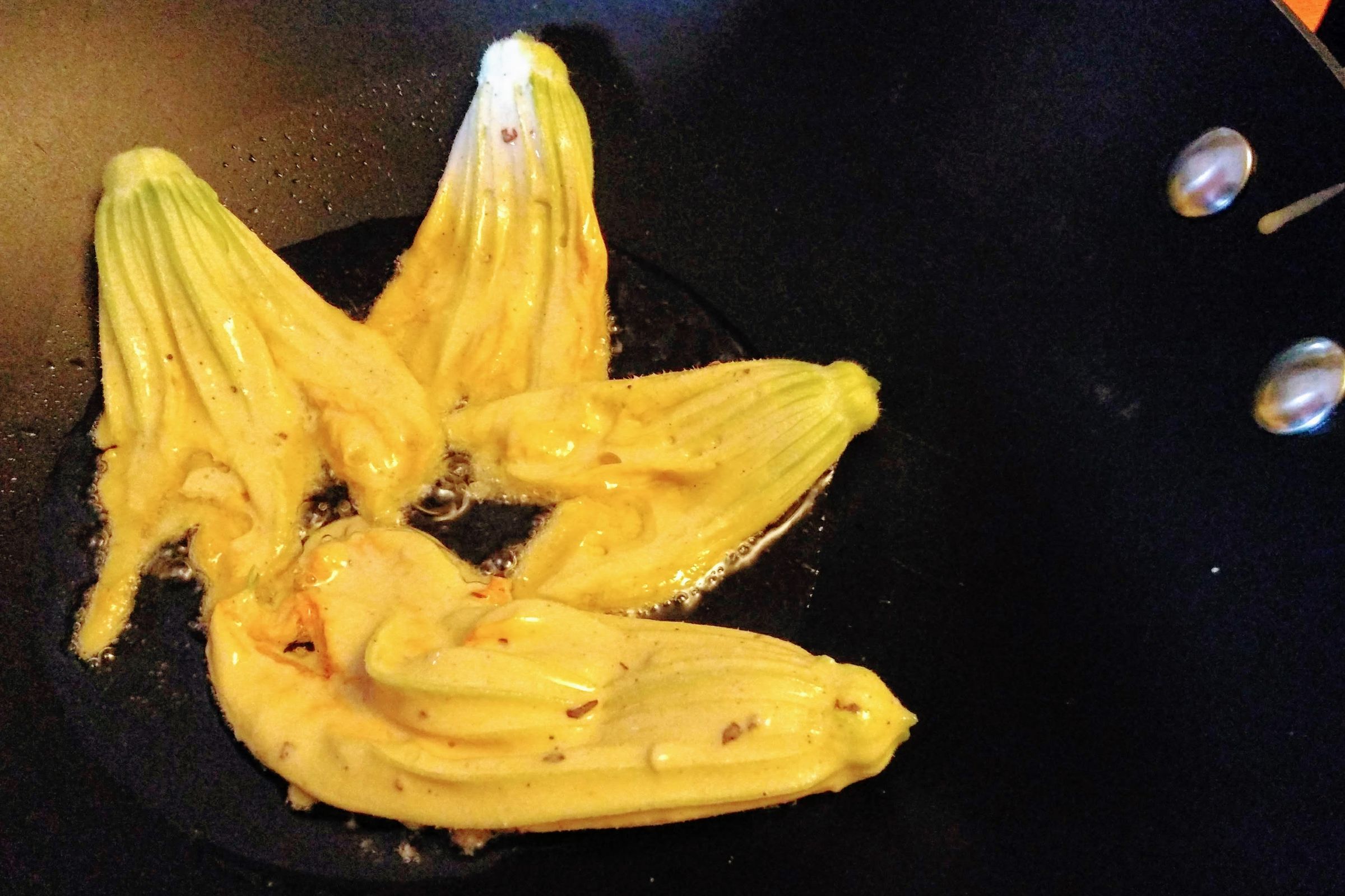 How to Fry Squash Blossoms 9 Steps (with Pictures) Instructables