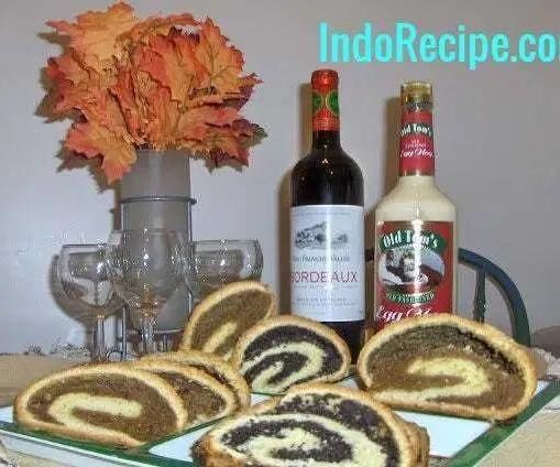 Bejgli (Hungarian Poppy Seeds and Walnut Rolls)