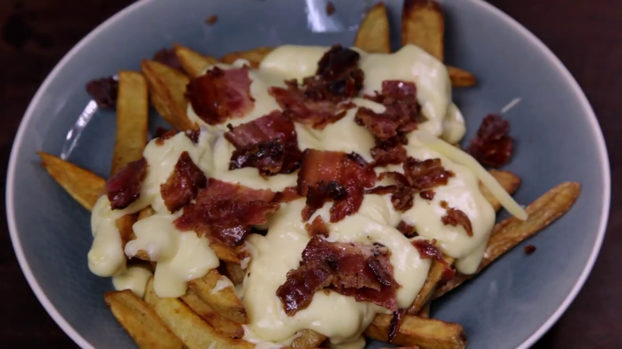 How to Cook Wendy's Baconator Fries : 8 Steps (with Pictures ...