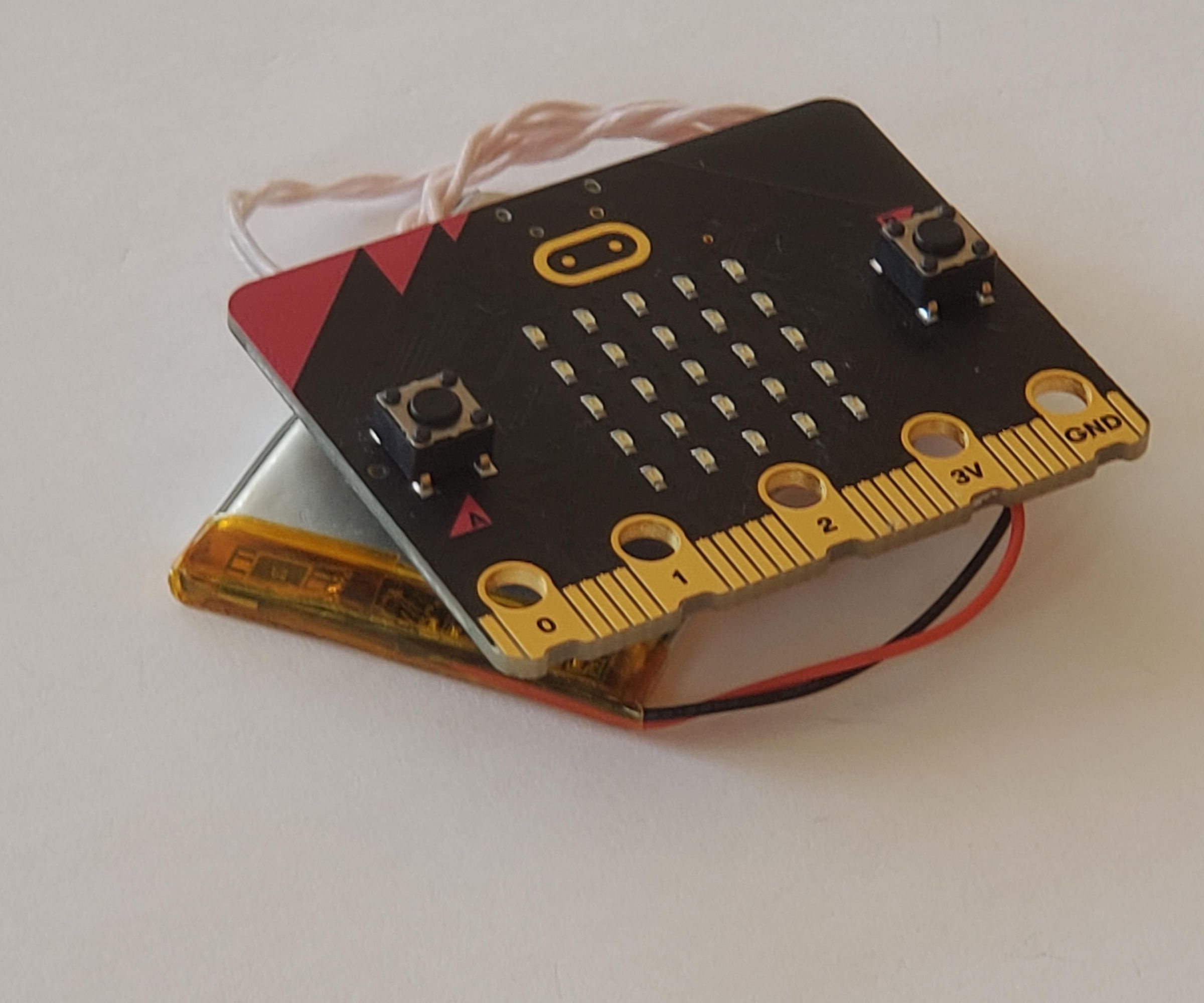 Micro:bit TrackingThings Heat Alarm
