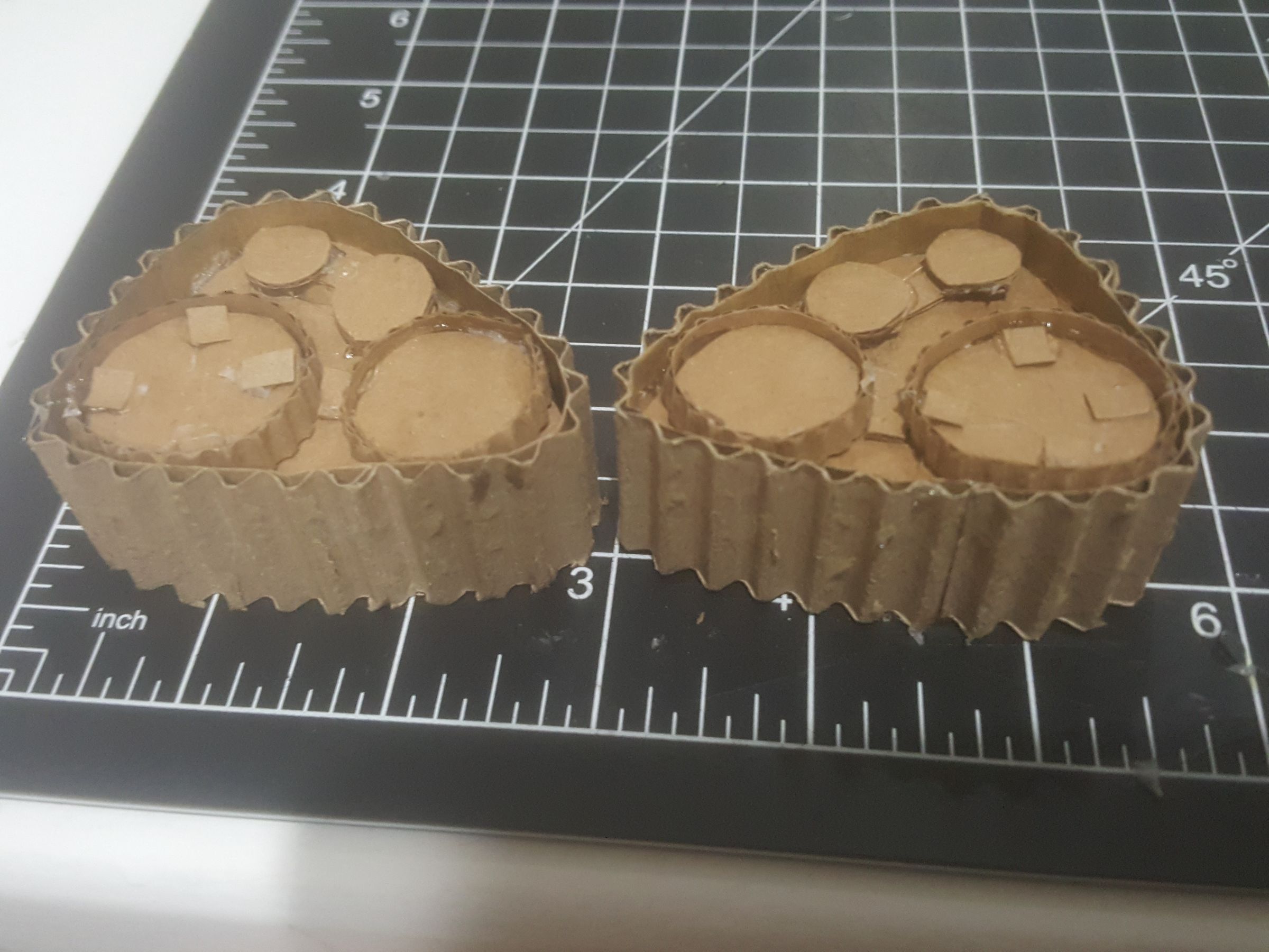 Cardboard WALLE 5 Steps Instructables