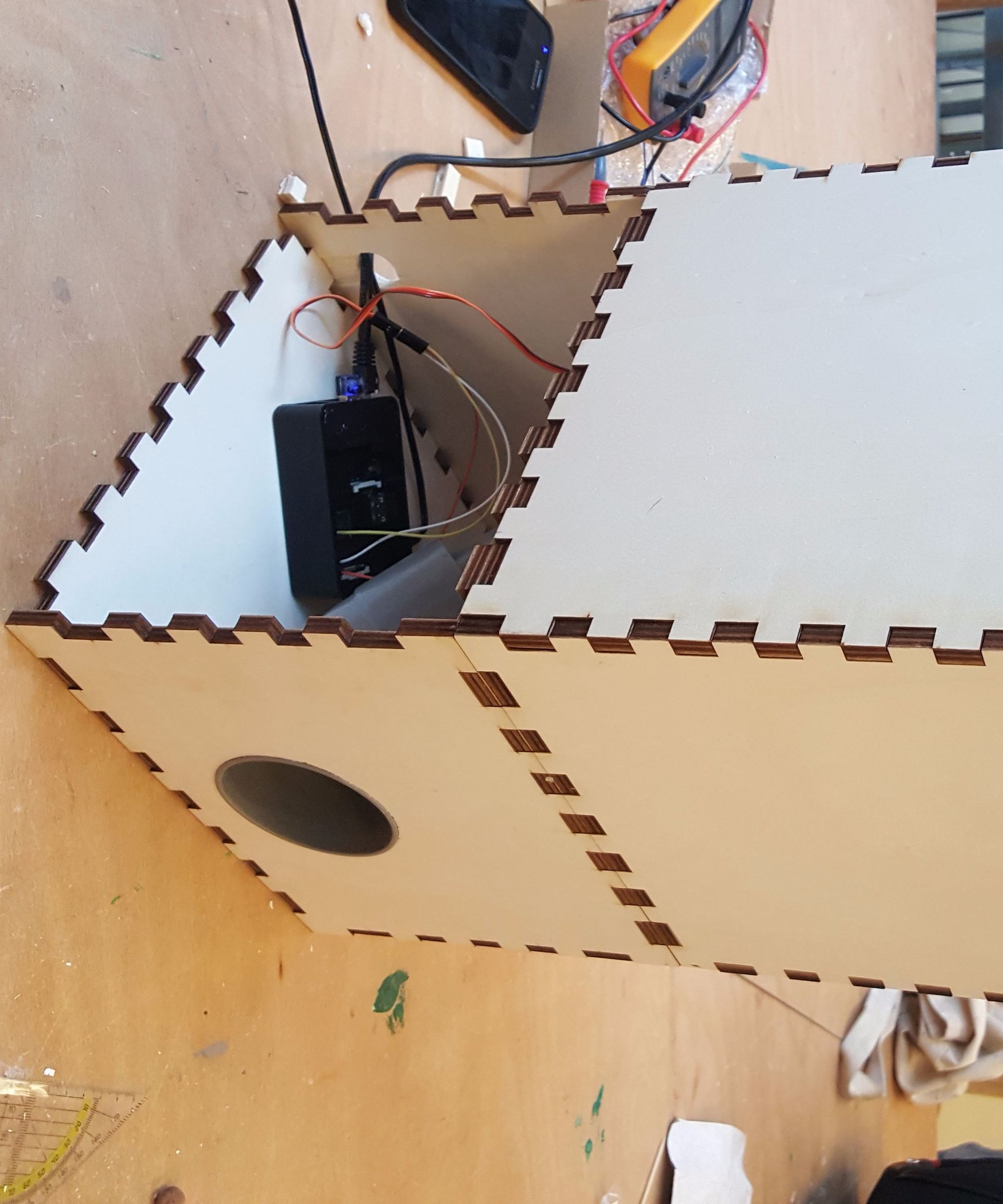 Automatische Hondenvoer Dispenser