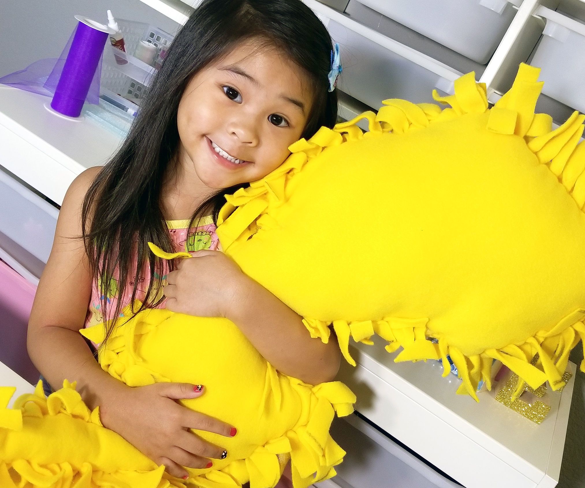 DIY Giant No-Sew Lightning Bolt Pillow