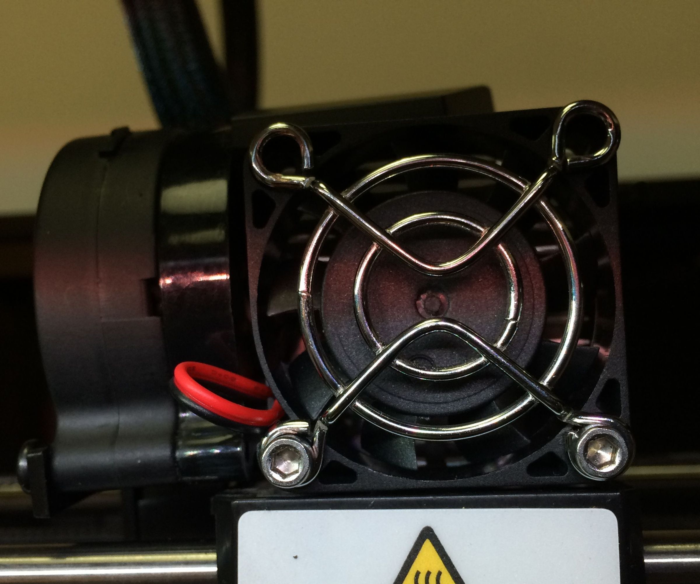 Replacing Front Fan on Makerbot Replicator 2: