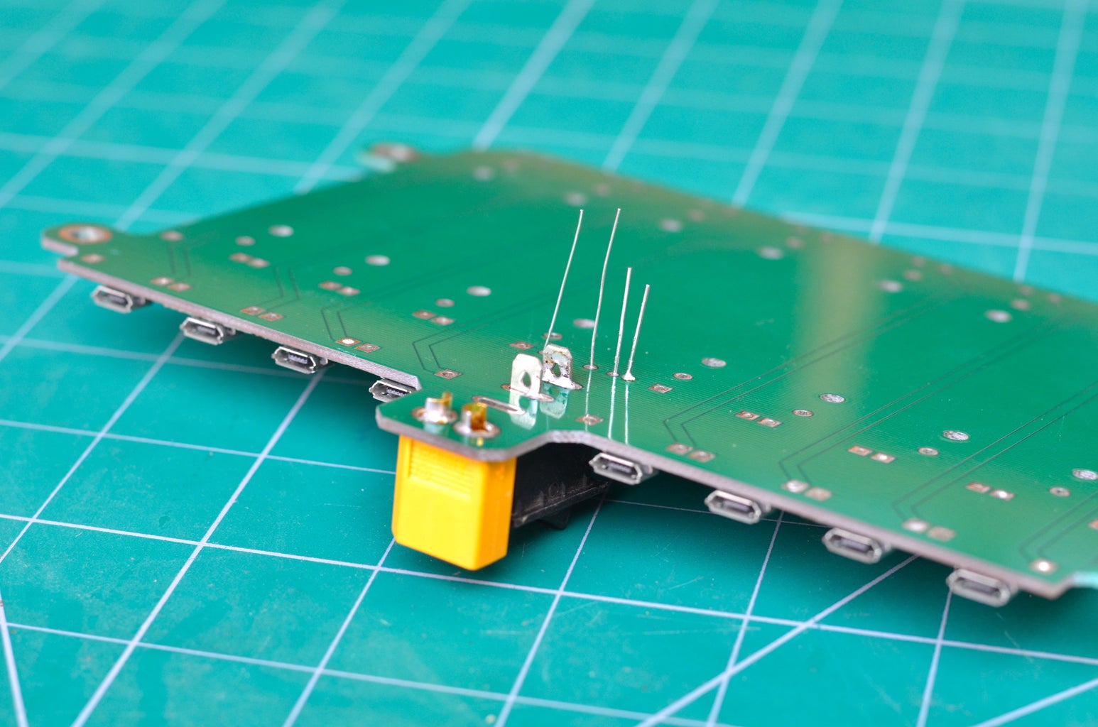 DIY 18650 Lithium Ion Cells Charging Grid : 7 Steps (with Pictures ... Circuit Diagram