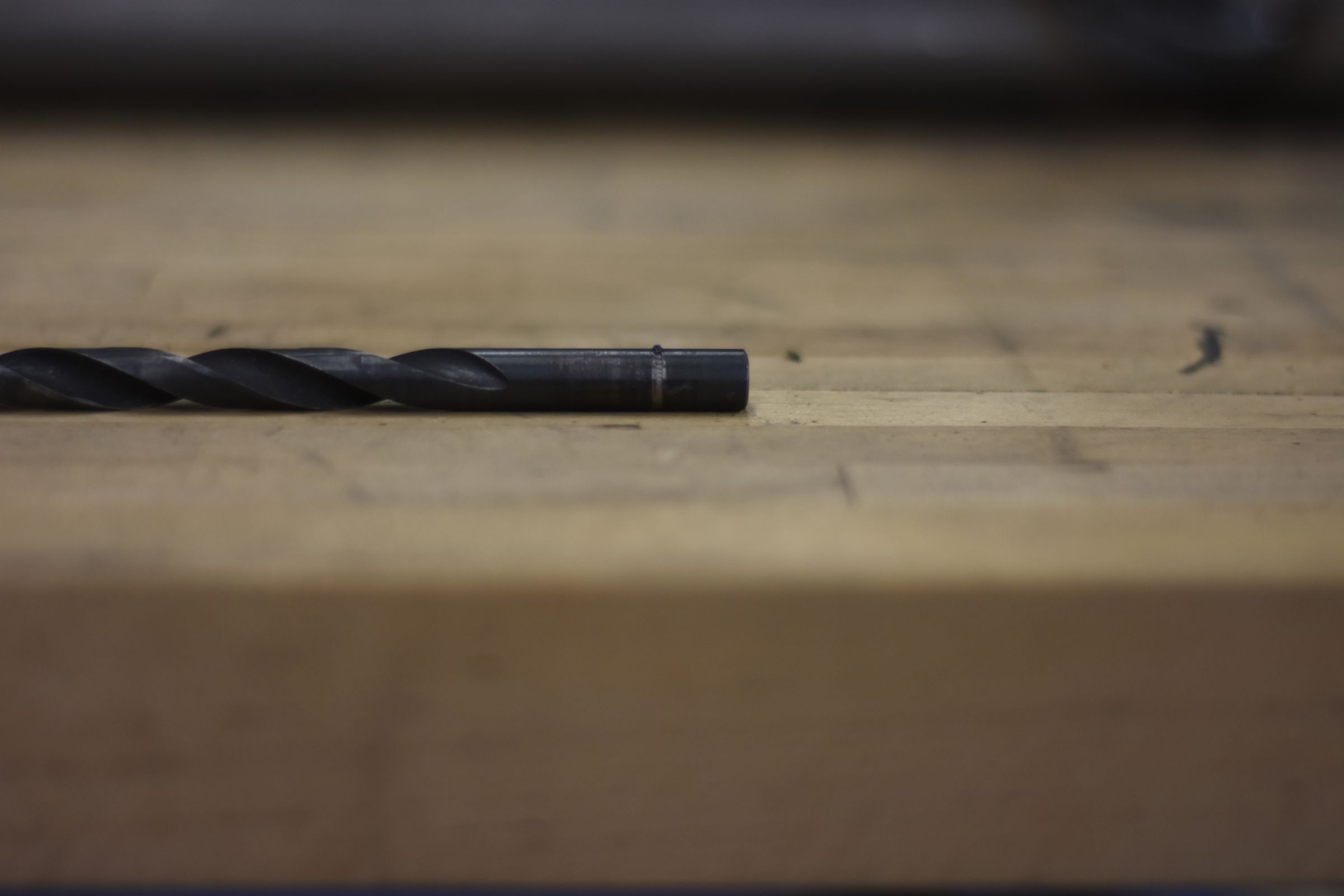 How to Sharpen Used and Dull Drill Bits (By Hand!!) 11 Steps (with