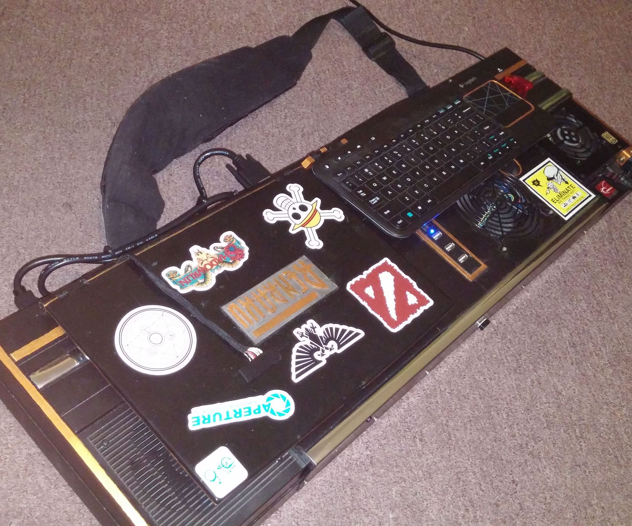 Portable PC Project Inspired by Shadowrun Cyberdeck