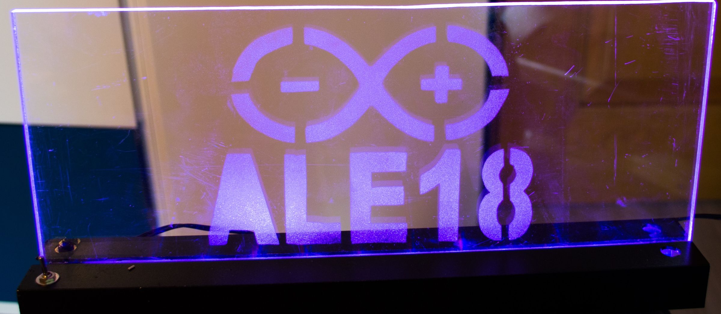 DIY Write on Plexiglass 7 Steps (with Pictures) Instructables