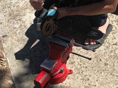 Preparing the Metal Rod