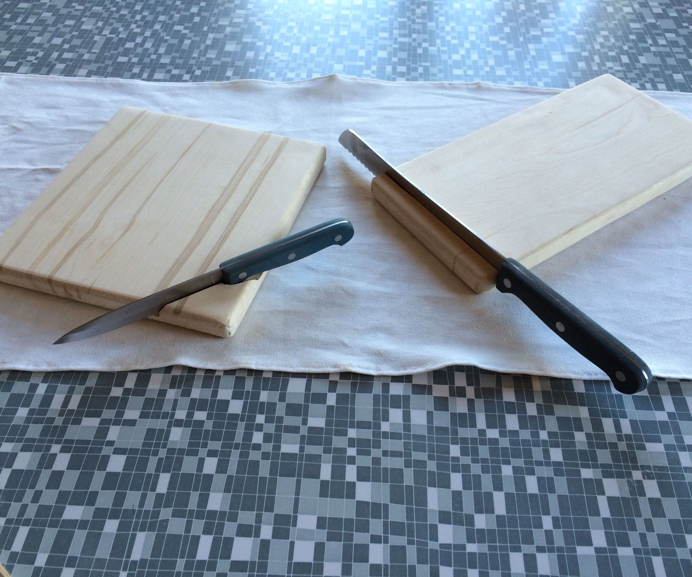Cutting Board With Knife Holder