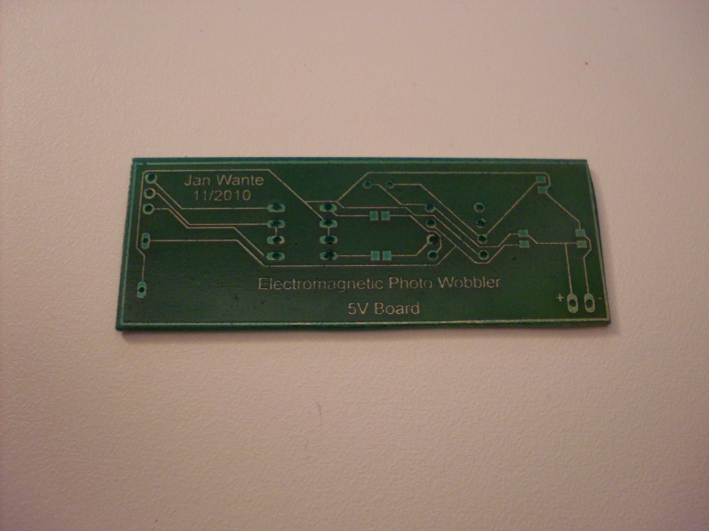 Making PCB's With an Easy UV-methode