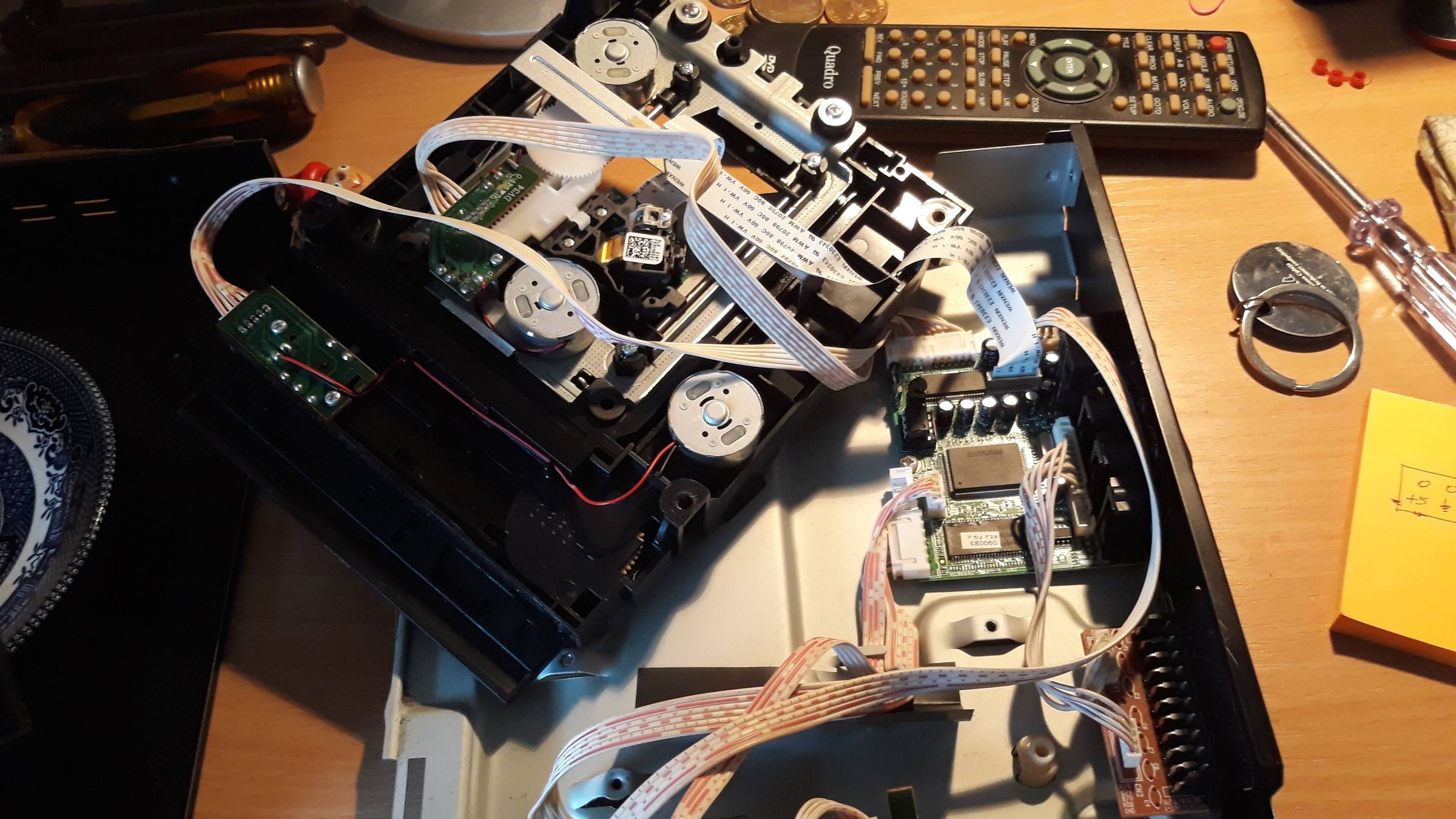 DVD Player: Explaining Parts and What Is Worth Salvaging : 9 Steps ...