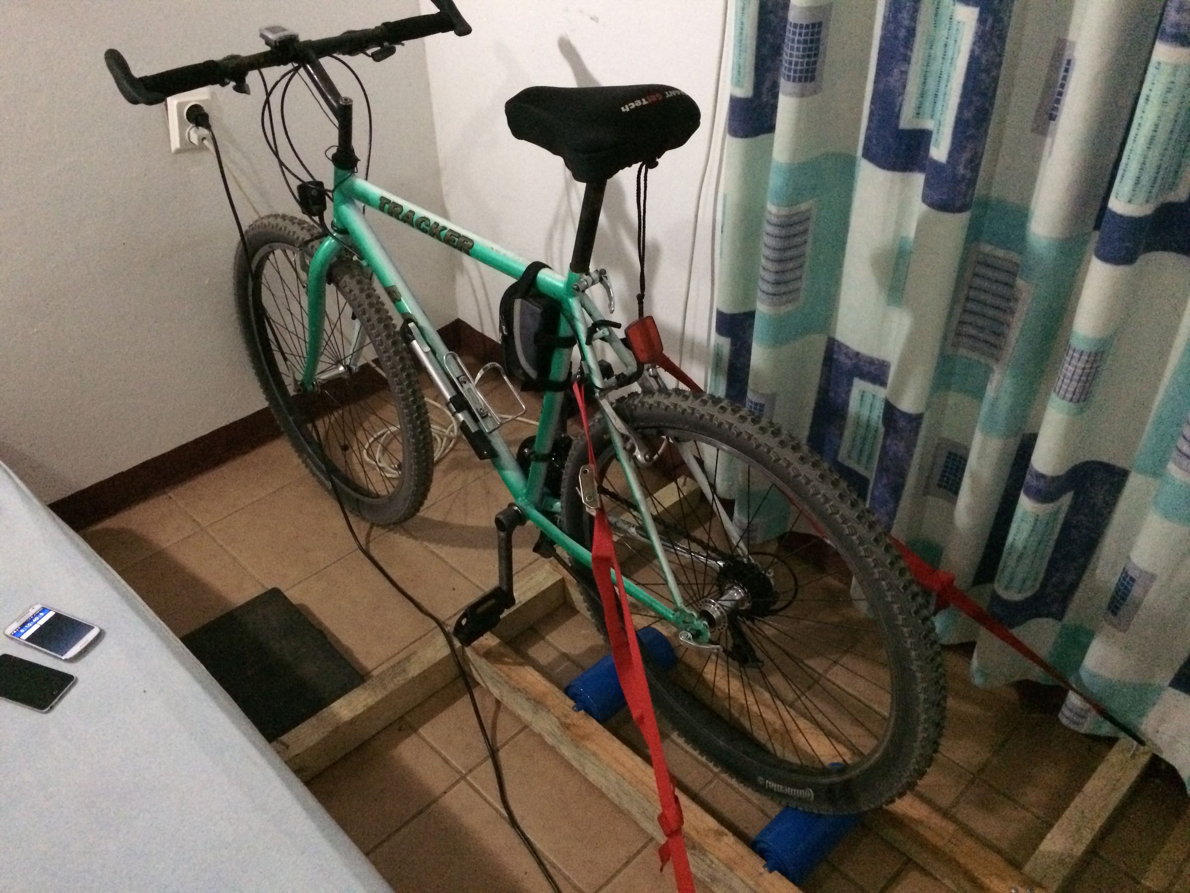 Simple Hands on Bicycle Trainer