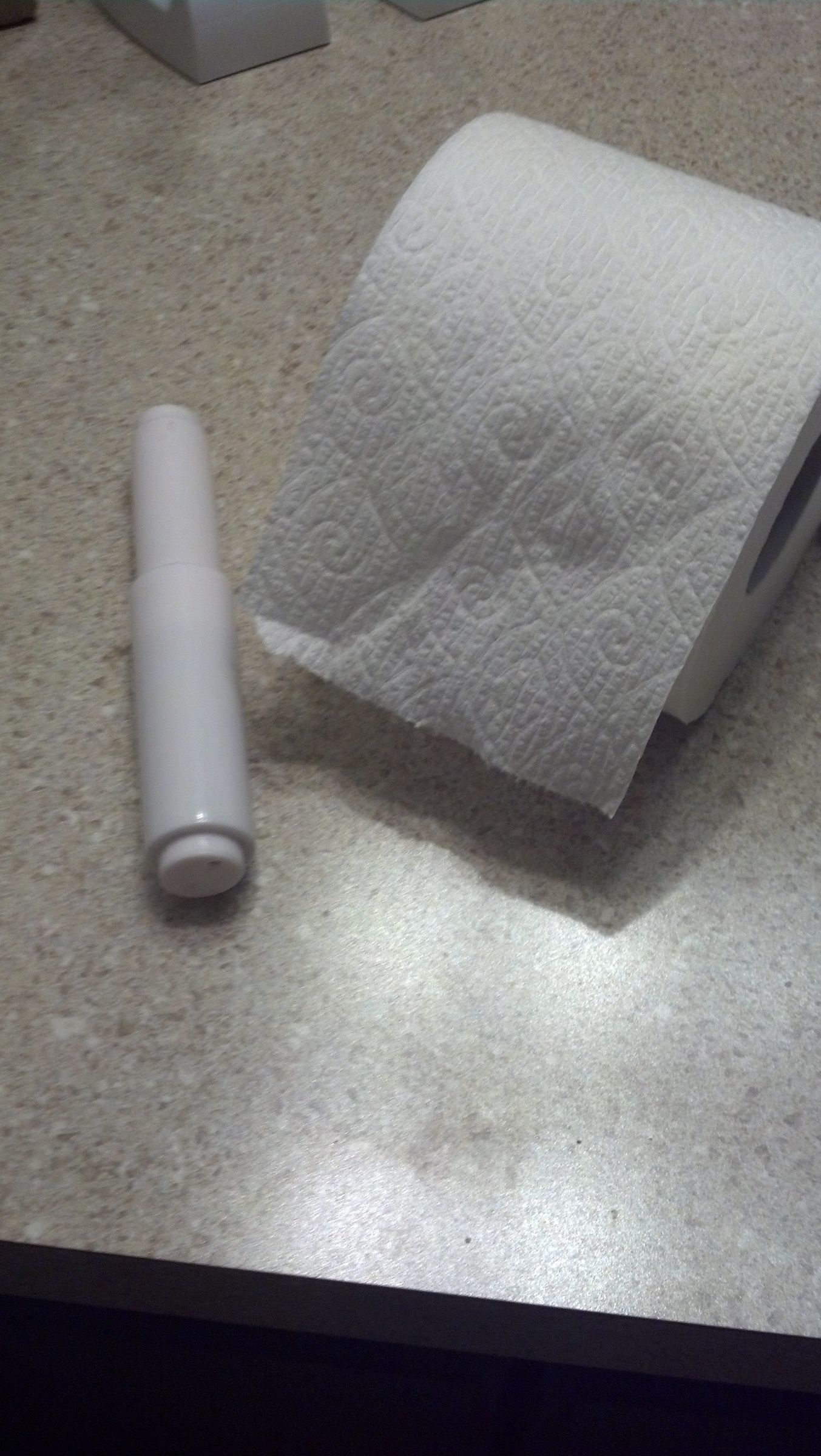 Three Way Bathroom Prank! : 4 Steps - Instructables