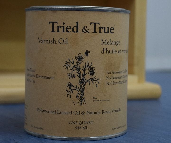 Applying Traditional Varnish Oil