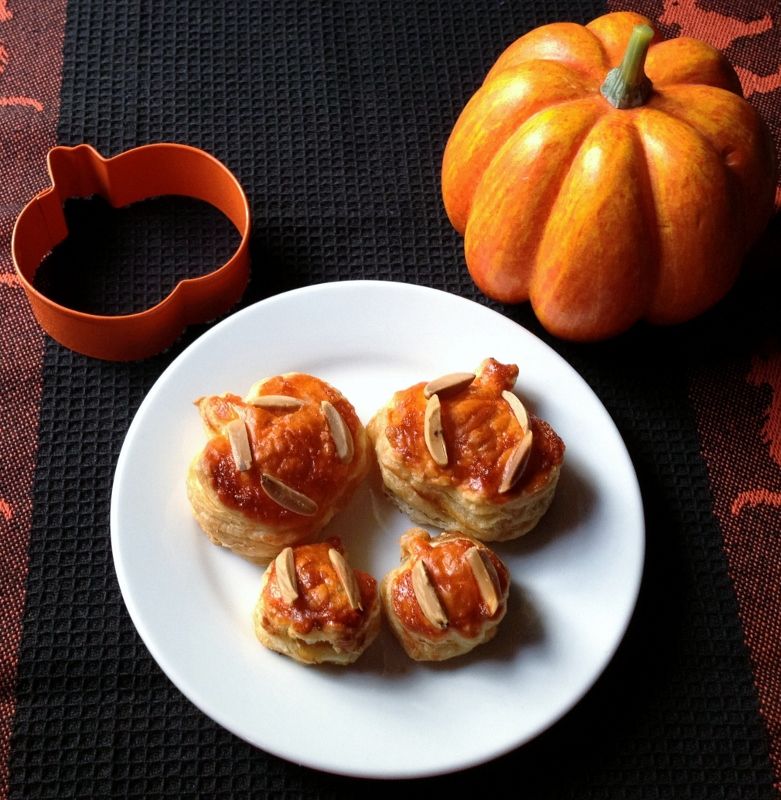 Brie Pumpkin Puffs