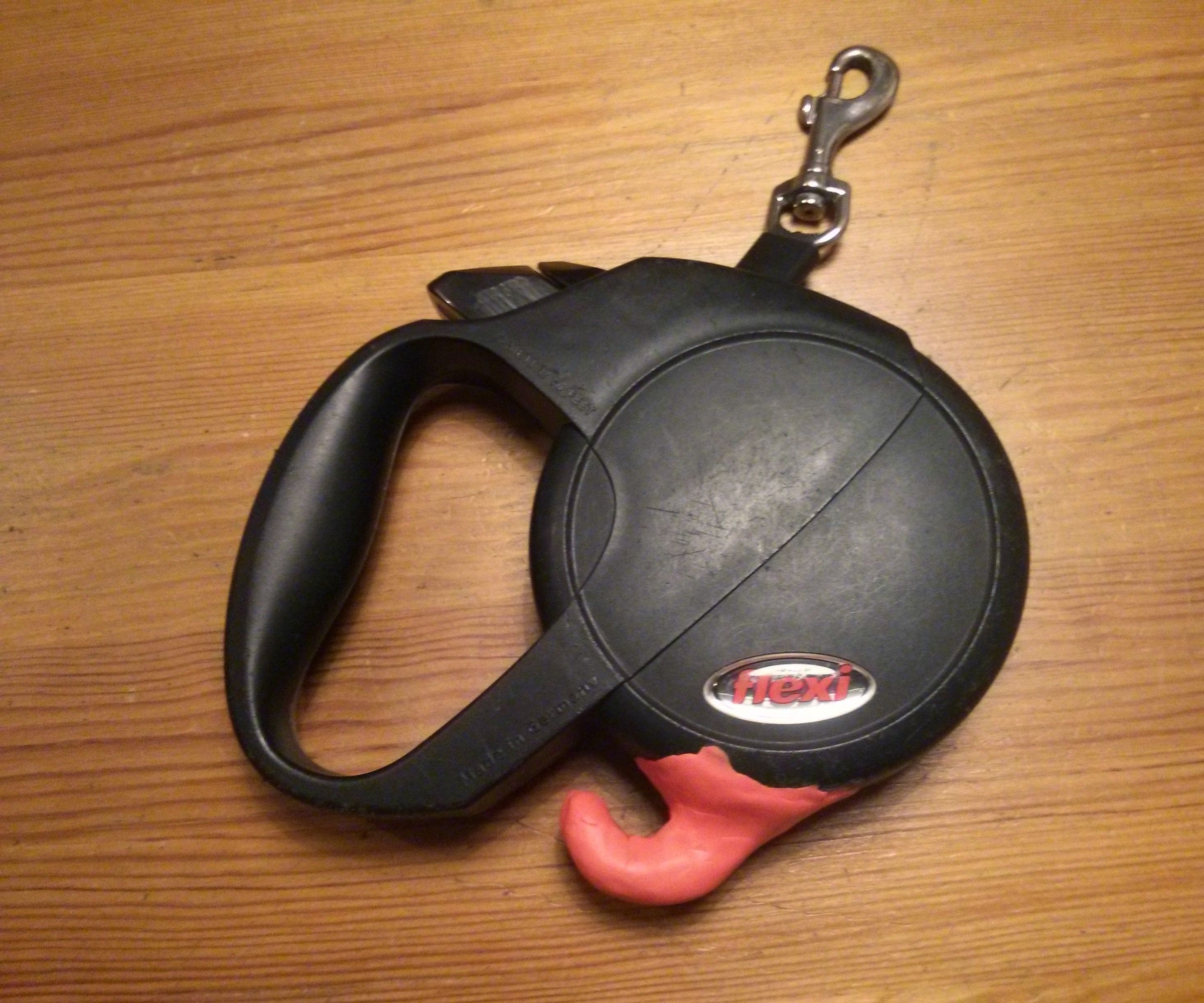 Sugru Dog Lead Bag Hanger Hack 