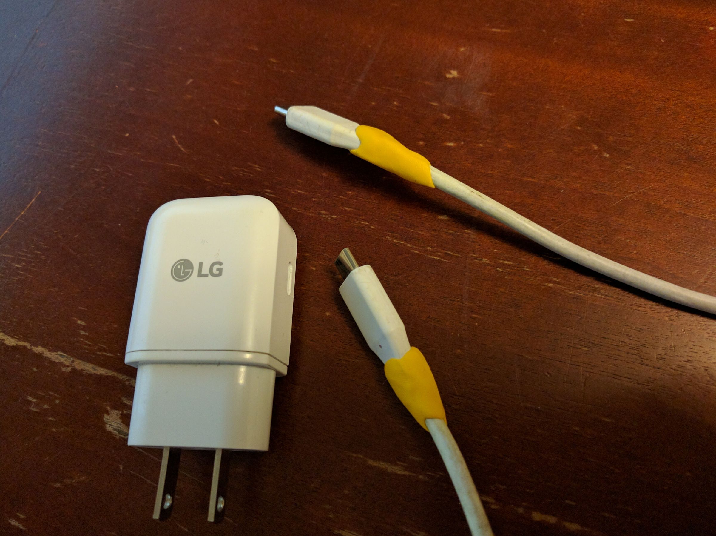Fix Exposed Wires in Charger 4 Steps (with Pictures) Instructables