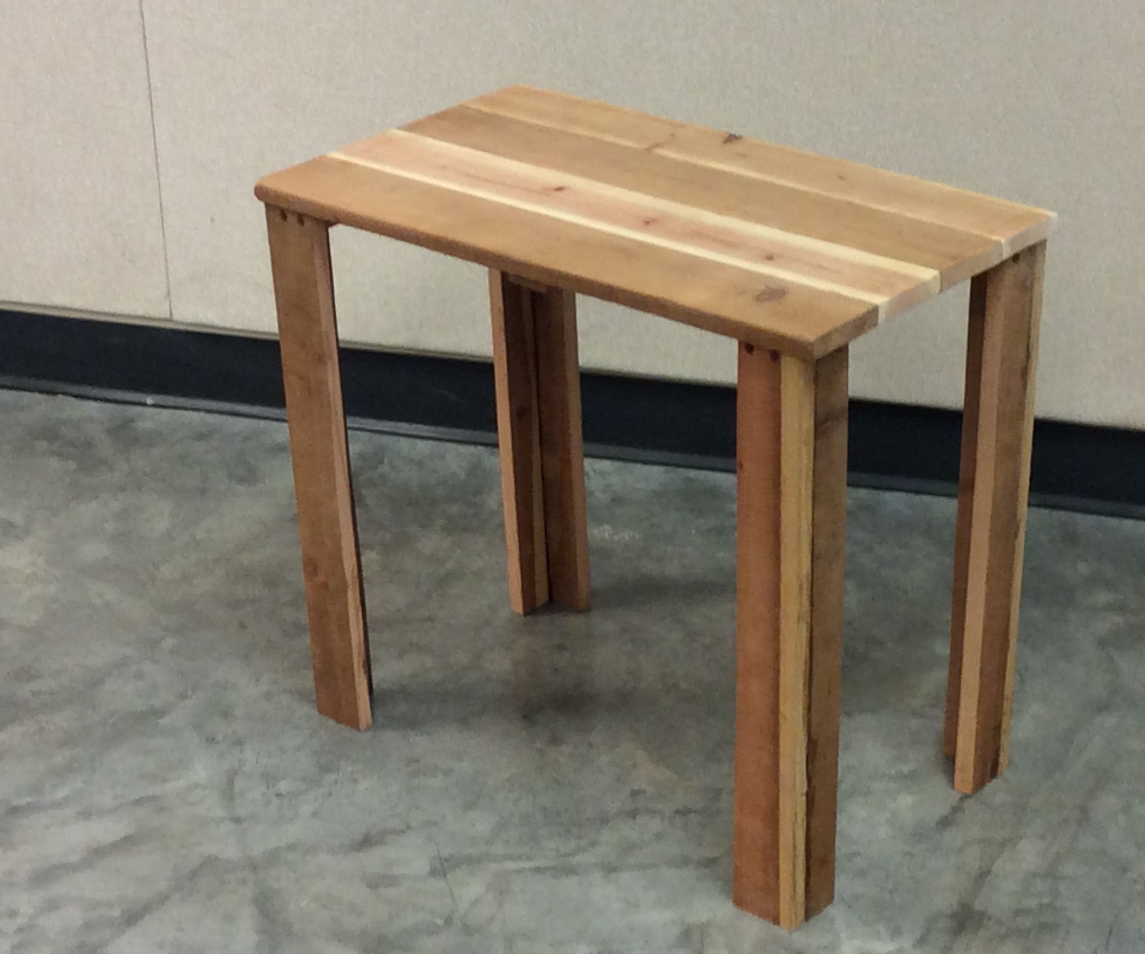 La Mesa: Classic Coffee Table