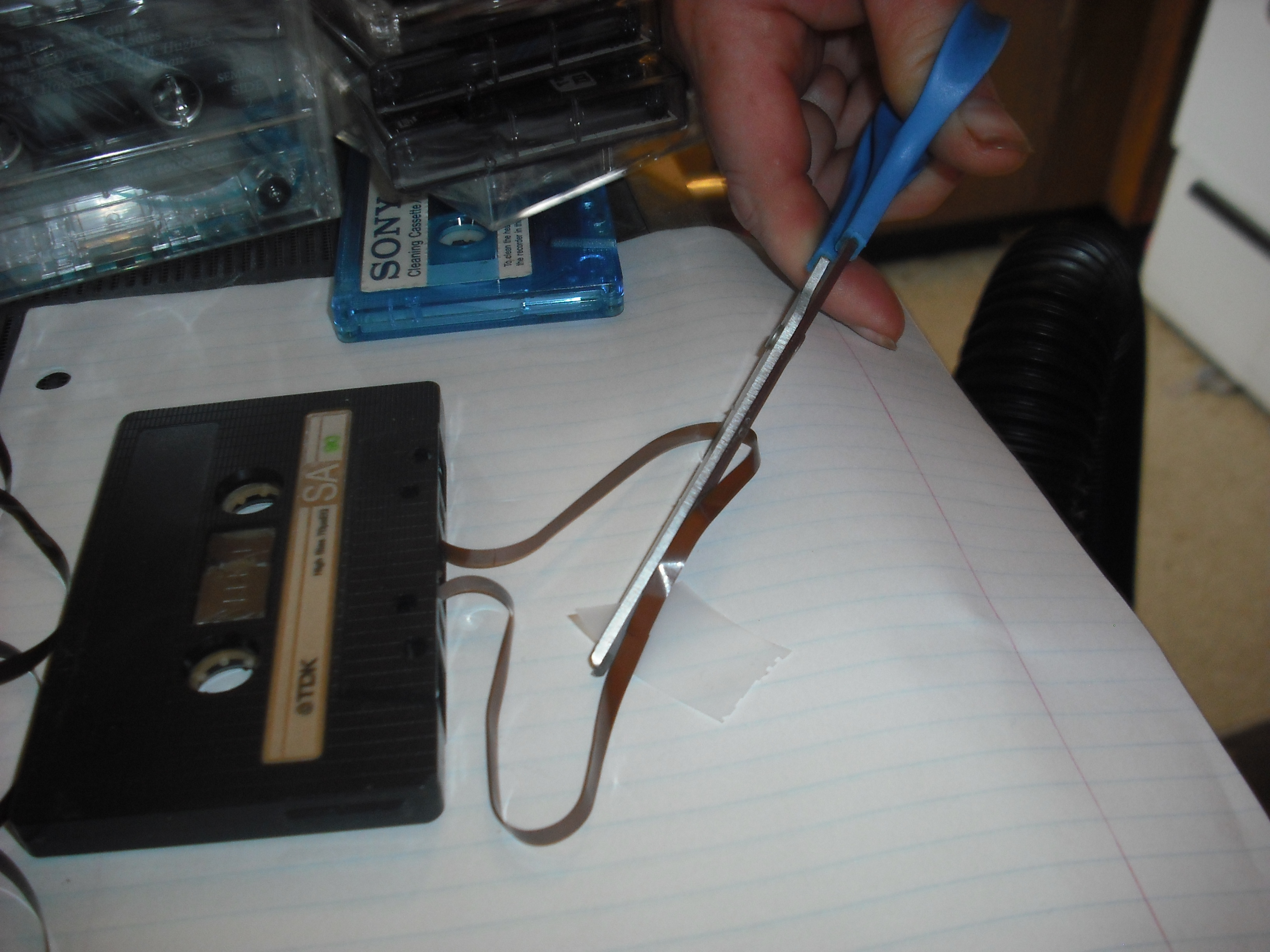 Jenffer a Jay's and How to Fix Broken Cassette Tapes Instructables