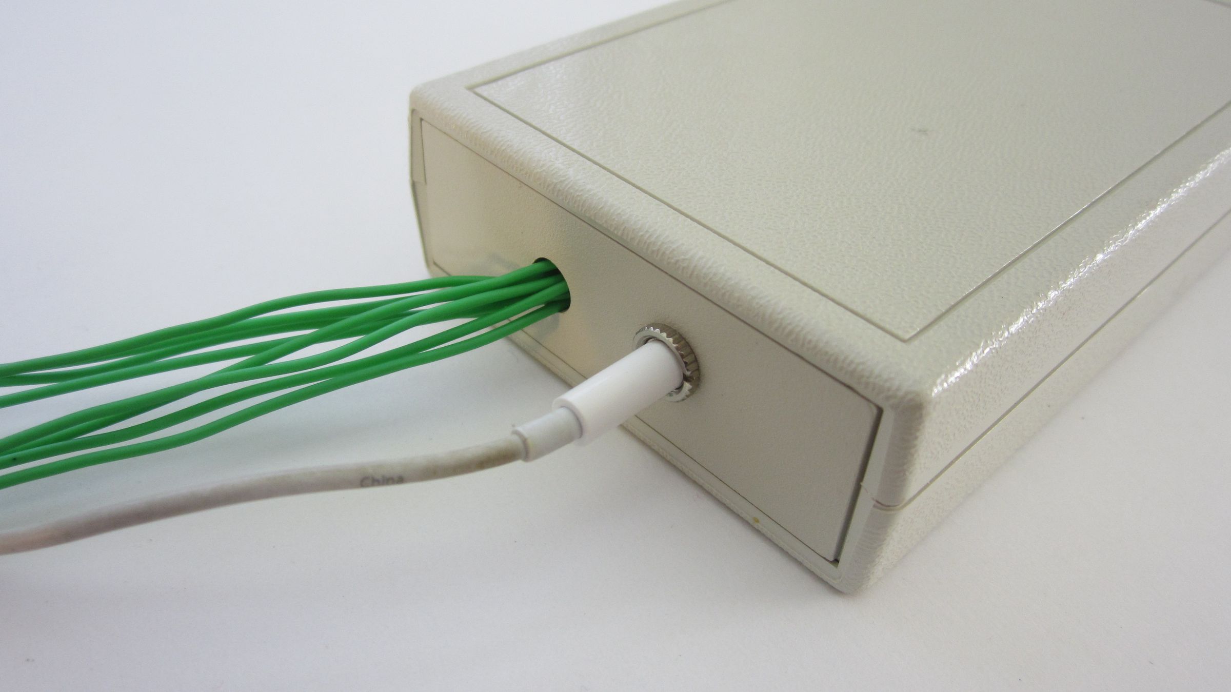 Wearable Temperature Sensors for Working in Extreme Cold : 10 Steps ...