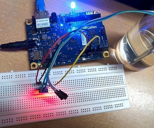 DIY Moisture Sensor With Intel Galileo