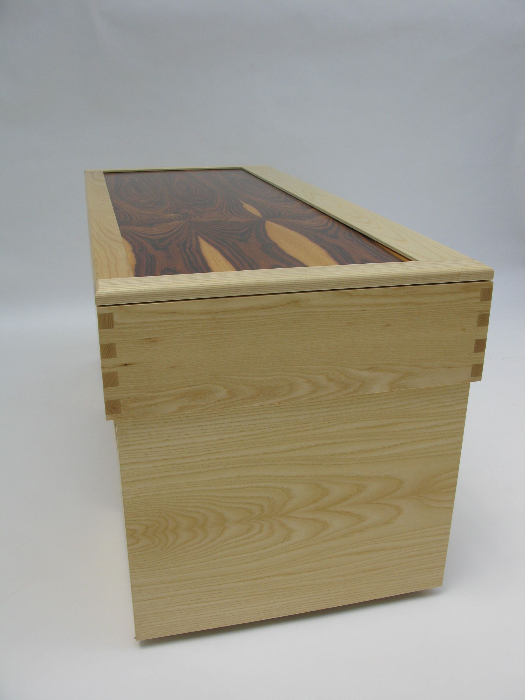 Functional Nintendo Controller Coffee Table 3 Steps (with Pictures