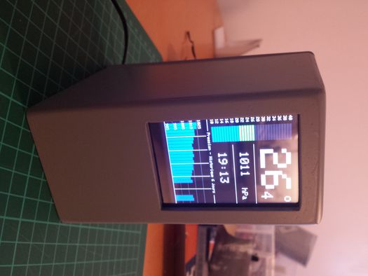 Genesis I : a Stand Alone Inside Weather Station