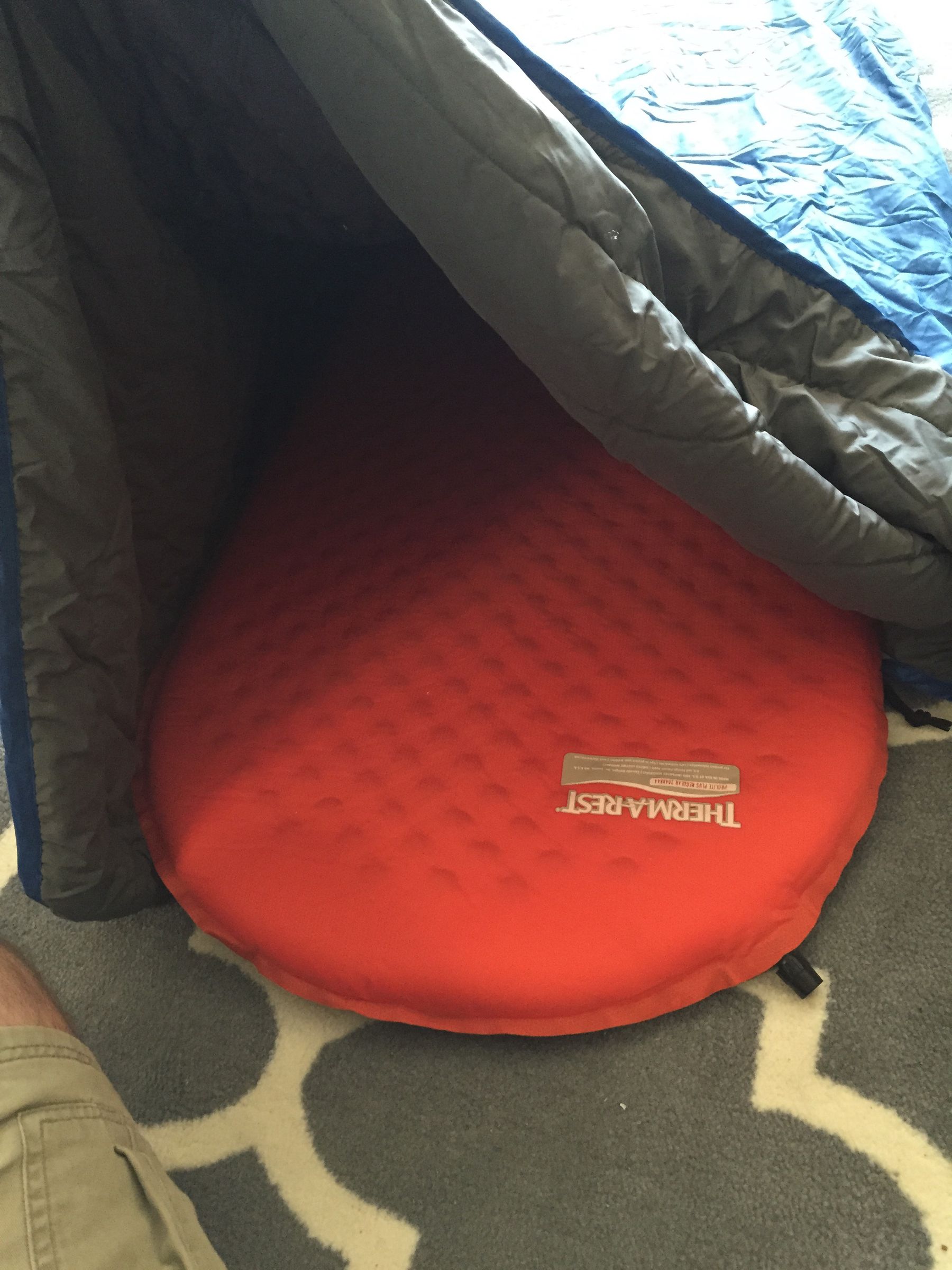 Thermarest Blanket Draft Reduction and Heat Regulation 6 Steps