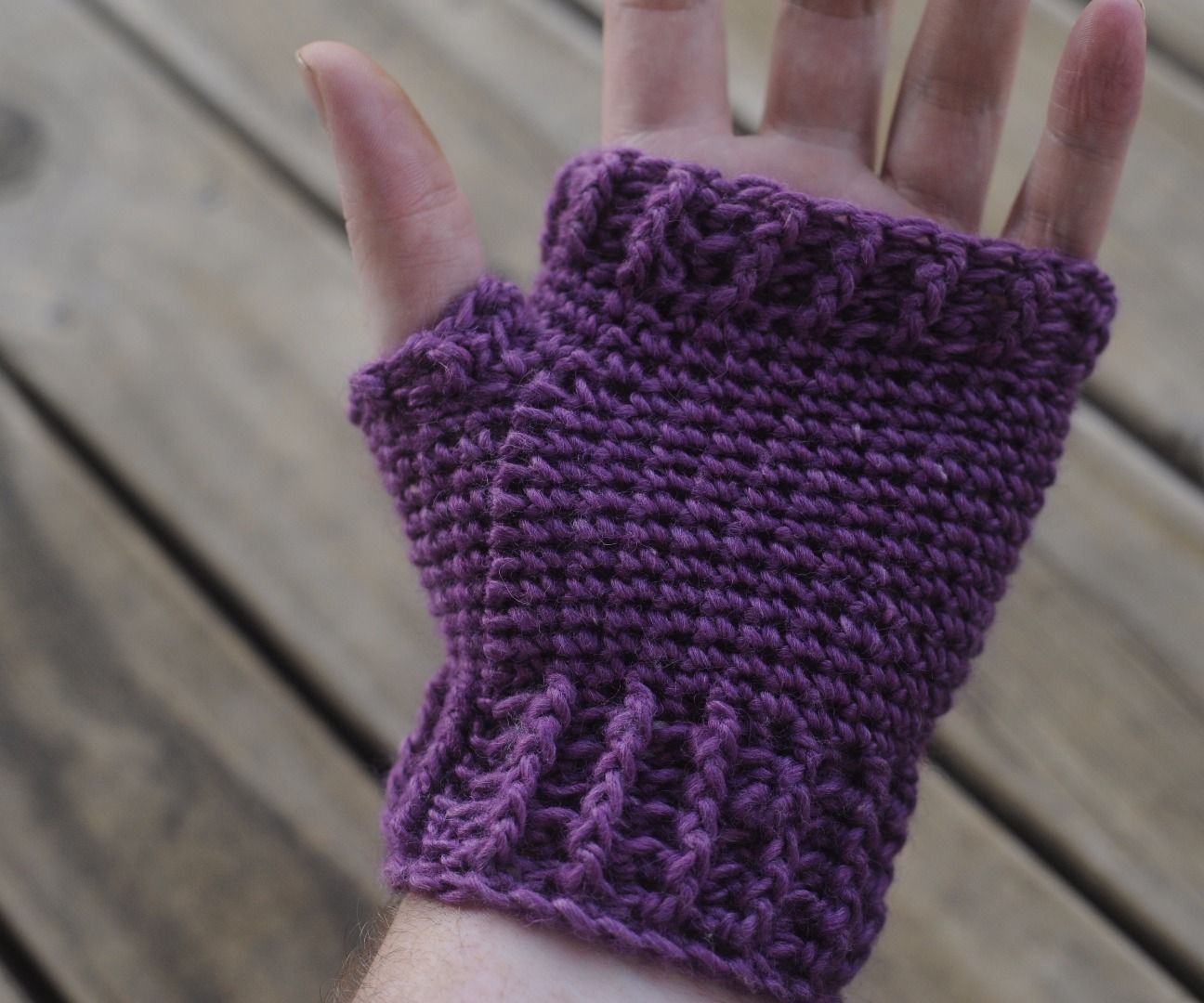 How to Crochet Adult Fingerless Mitts / Gloves