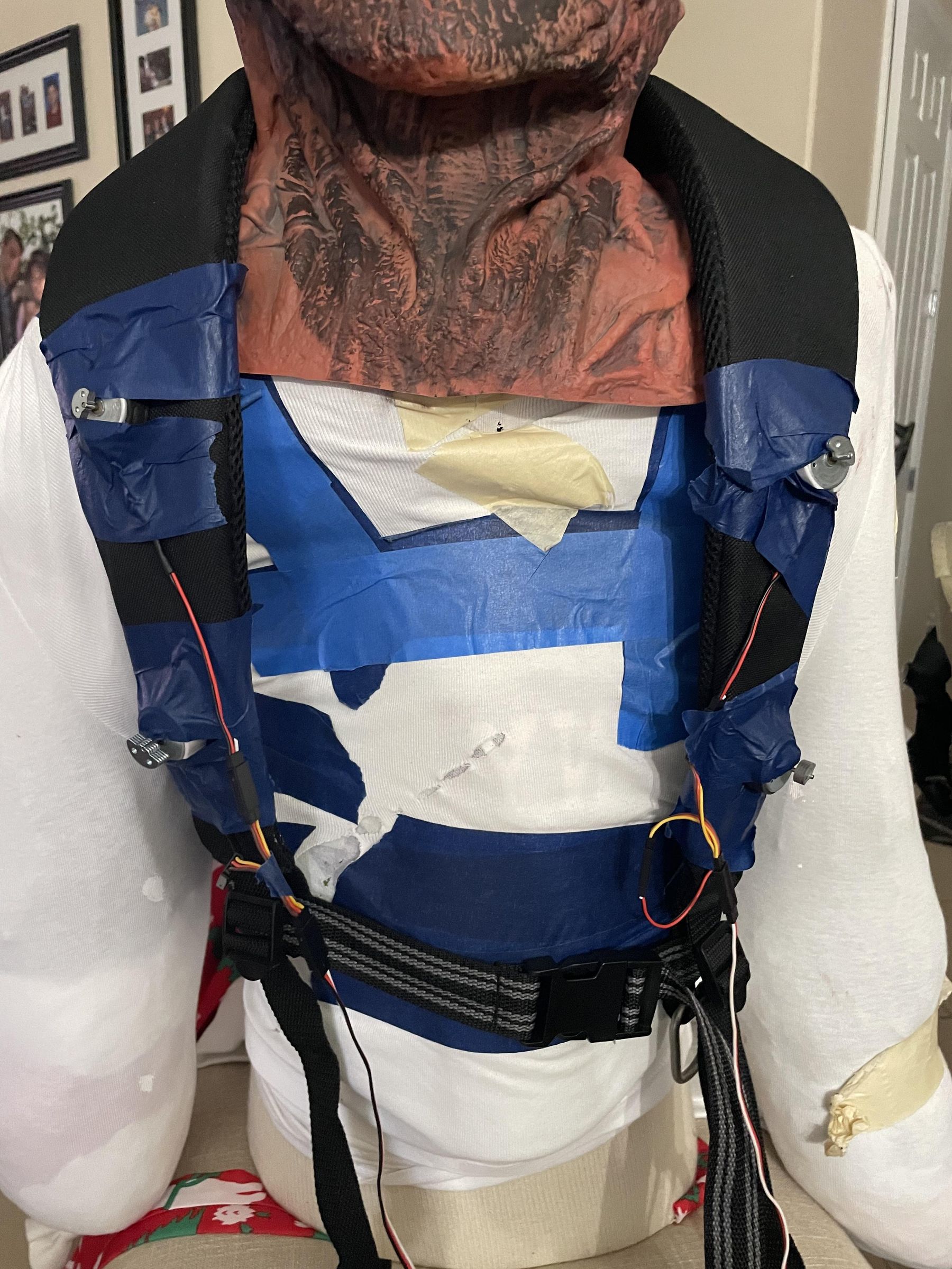Easy DIY Haptic Gaming Vest for XBOX 360, XBOX ONE, PS3 4 Steps